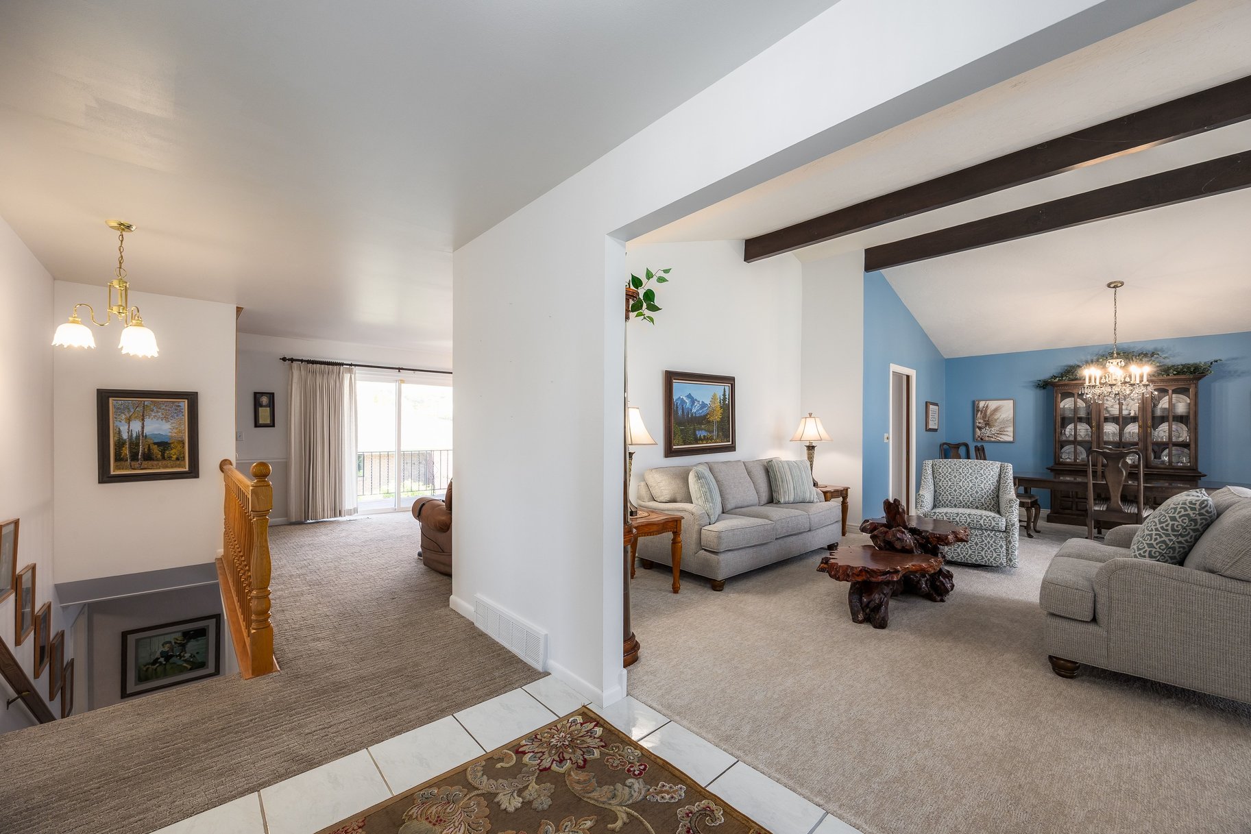  Spacious Living in an Established Springville Neighborhood - 物件實景