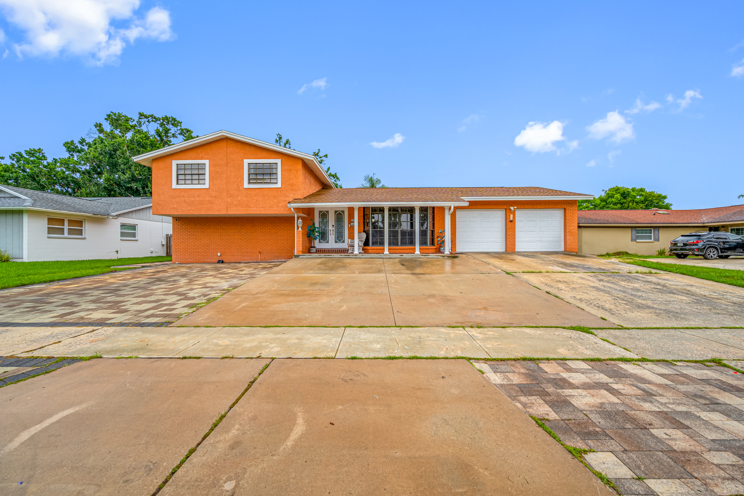 Tampa, Florida, 33615, United States, 4 Bedrooms Bedrooms, ,3 BathroomsBathrooms,Residential,For Sale,1900602