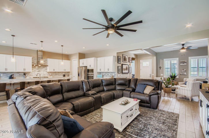 Surprise, Arizona, 85388, United States, 4 Bedrooms Bedrooms, ,3 BathroomsBathrooms,Residential,For Sale,1978693