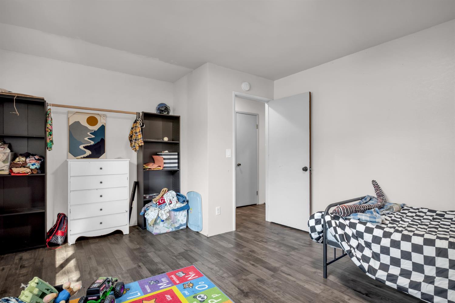 Placerville, California, 95667, United States, 3 Bedrooms Bedrooms, ,2 BathroomsBathrooms,Residential,For Sale,2037409