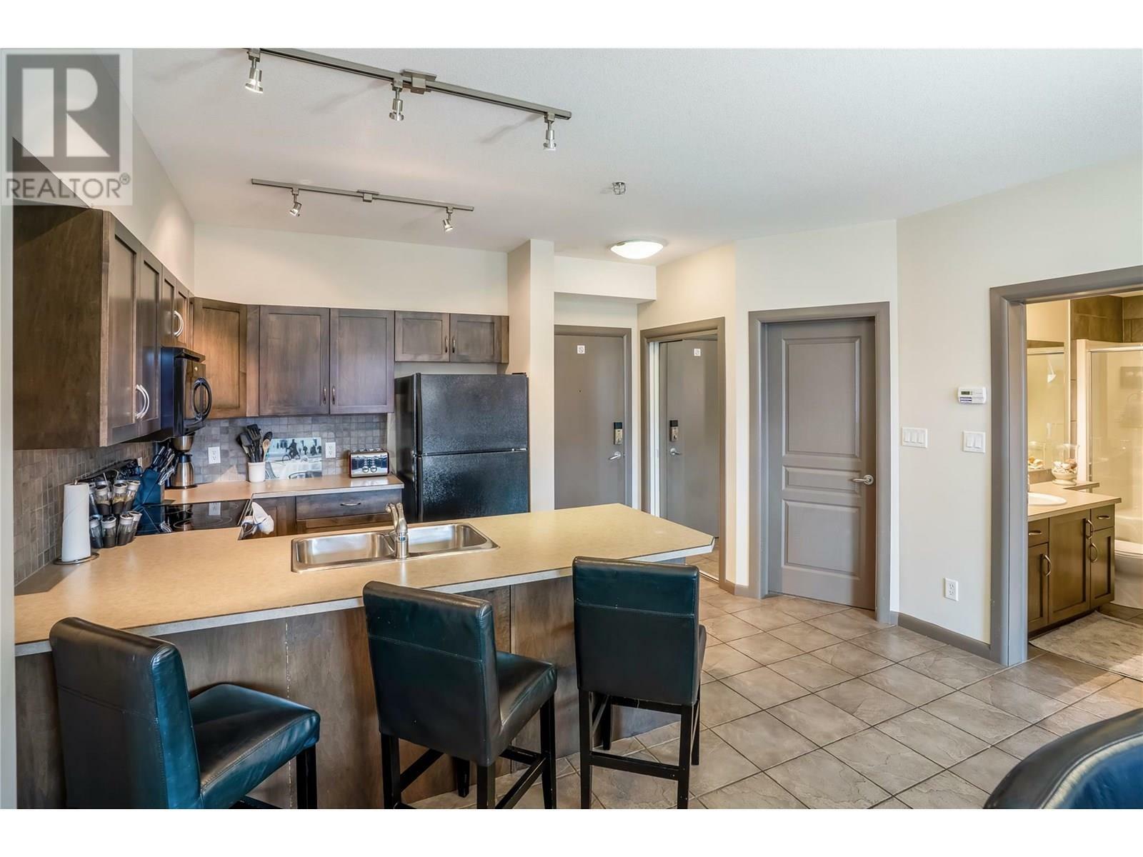KELOWNA, British Columbia, V1W 3G7, CA, 2 Bedrooms Bedrooms, ,2 BathroomsBathrooms,Residential,For Sale,1867609