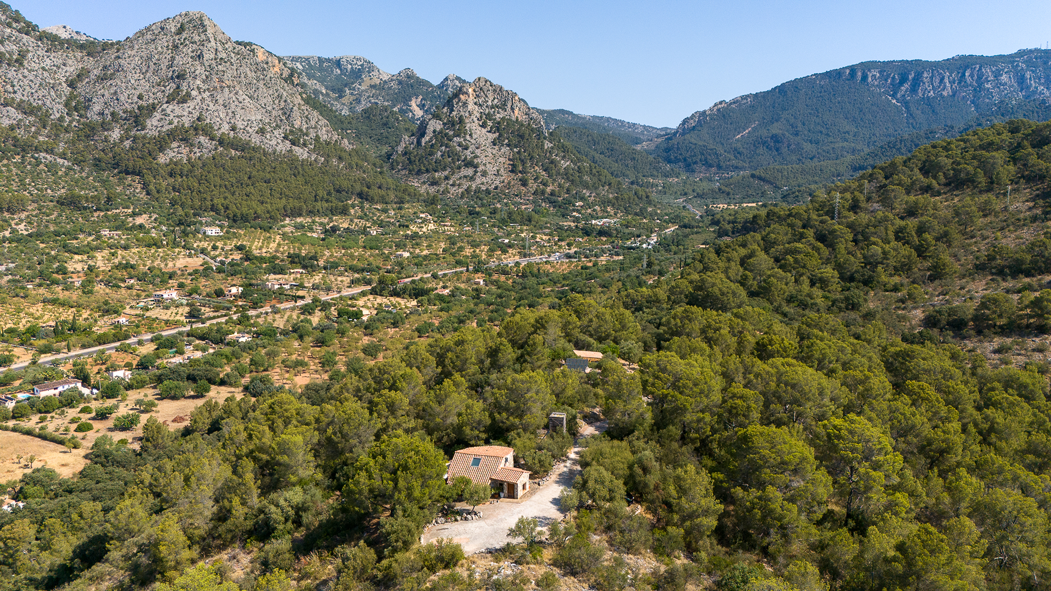  Land with panoramic views and 3 small buildings in Bunyola - 物件實景