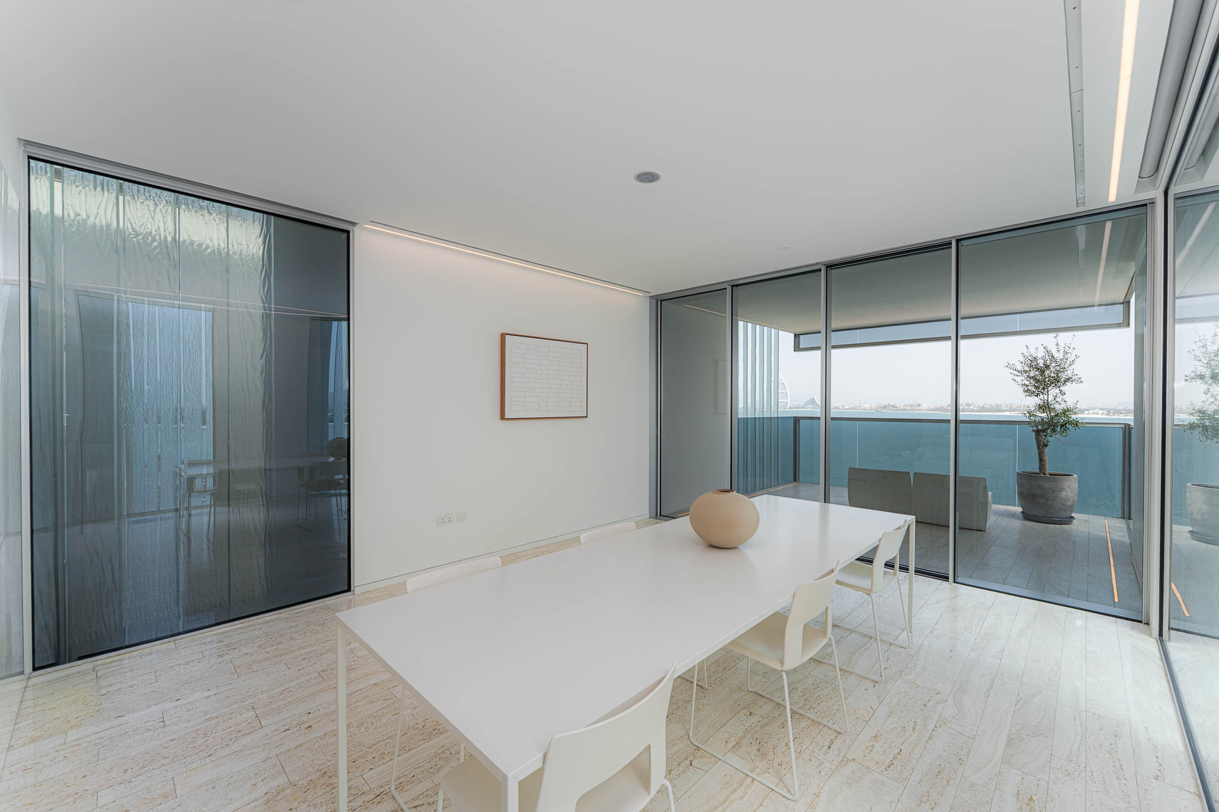  Apartment with Spacious Terrace and Sea View in Muraba - 物件實景