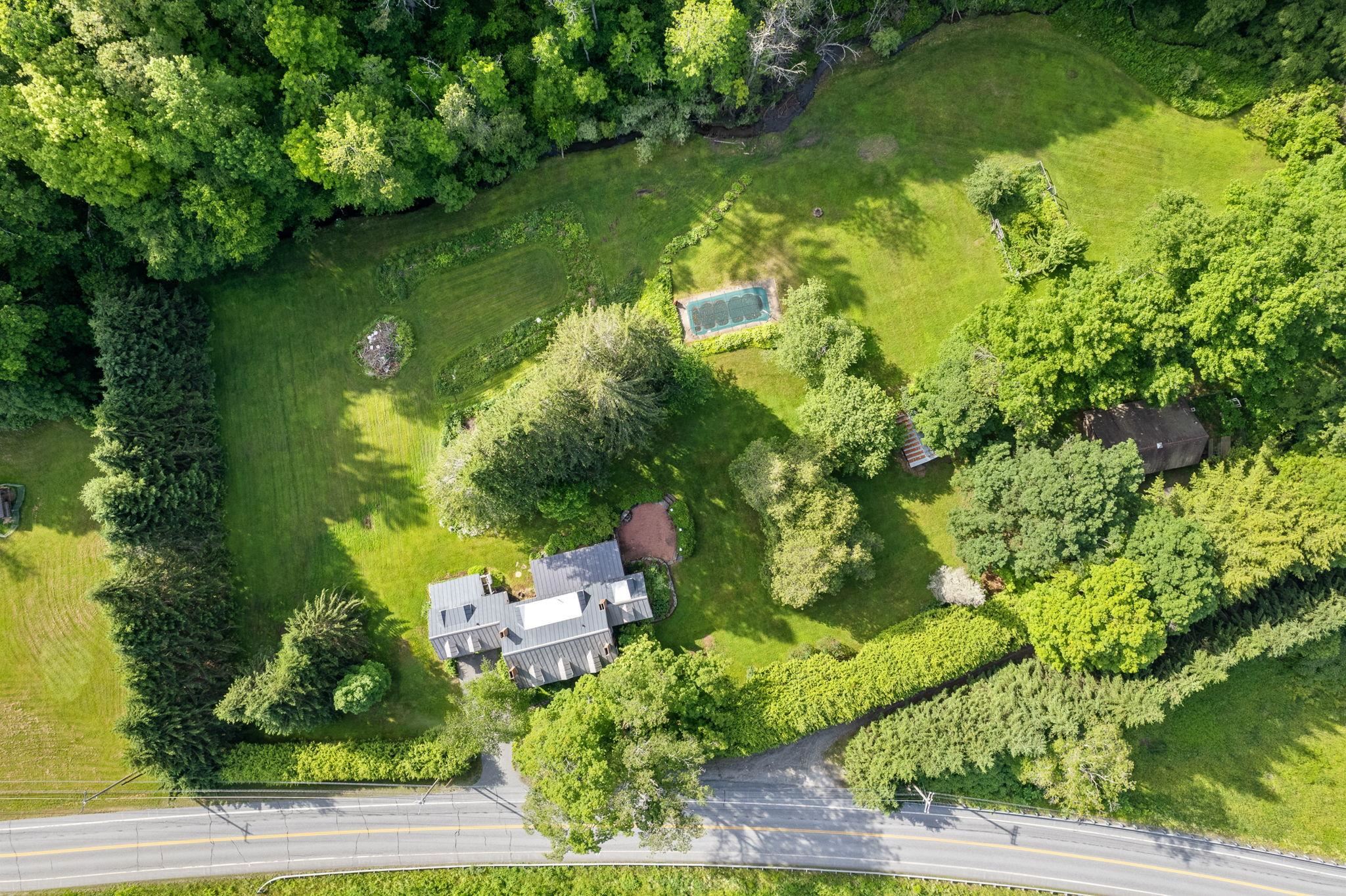  1522 Barnard Road - 物件實景