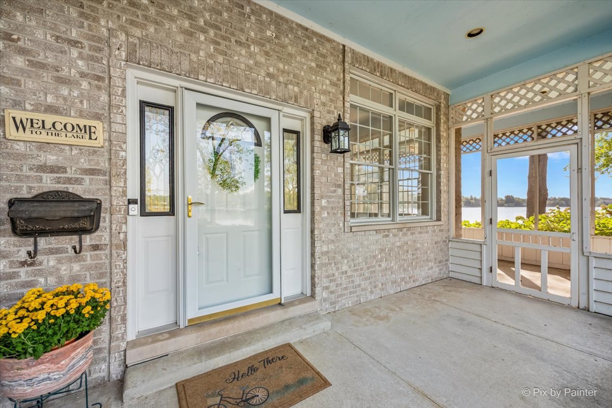 Grayslake, Illinois, 60030, United States, 4 Bedrooms Bedrooms, ,3 BathroomsBathrooms,Residential,For Sale,1992794