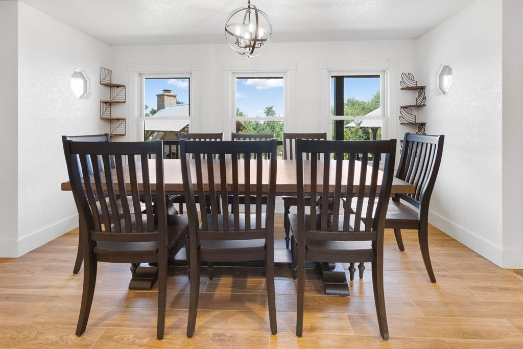 Fredericksburg, Texas, 78624, United States, 3 Bedrooms Bedrooms, ,3 BathroomsBathrooms,Residential,For Sale,1943350