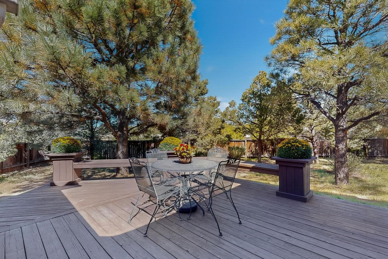 Santa Fe, New Mexico, 87507, United States, 3 Bedrooms Bedrooms, ,2 BathroomsBathrooms,Residential,For Sale,1955311