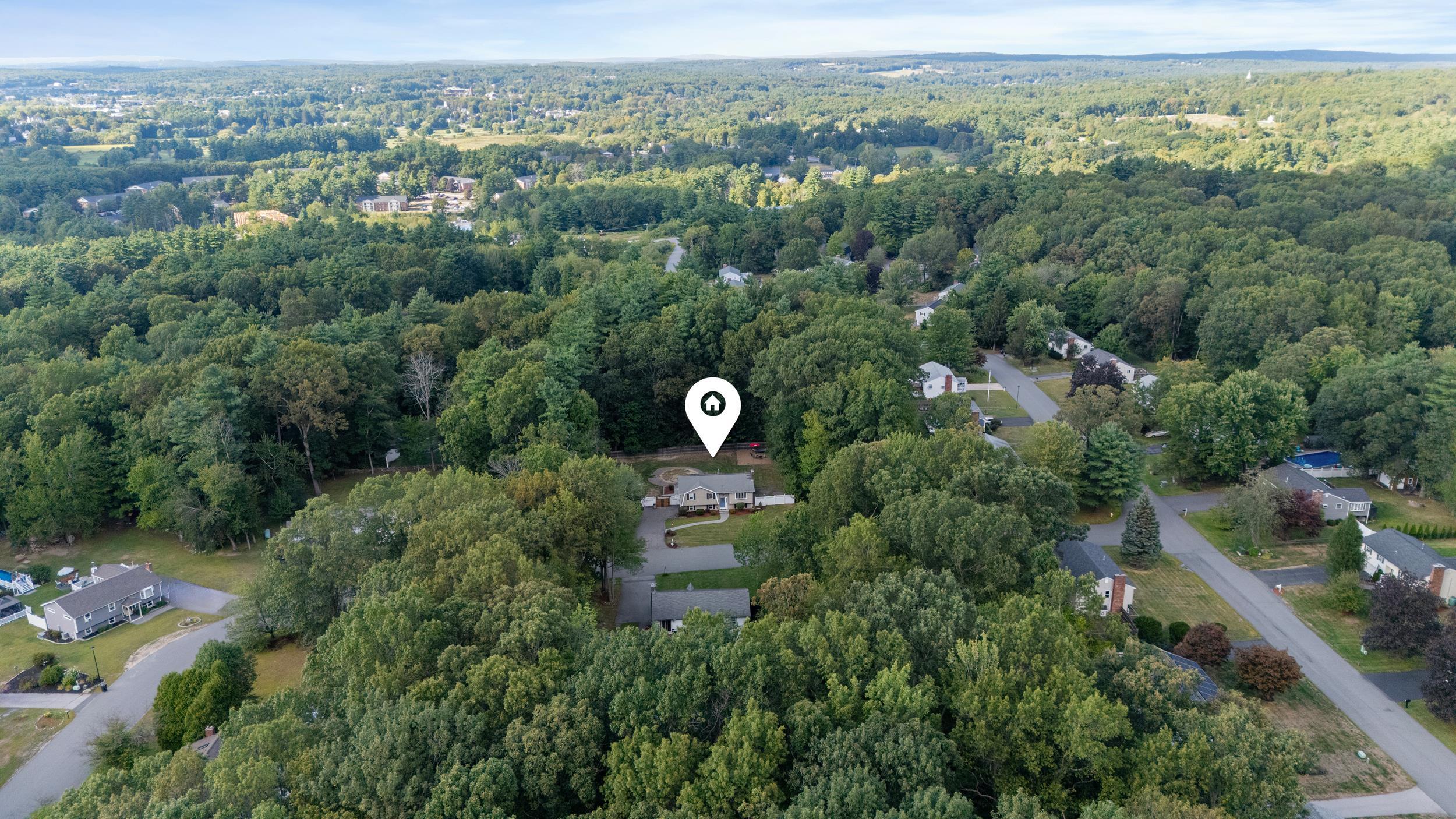 Derry, New Hampshire, 03038, United States, 3 Bedrooms Bedrooms, ,1 BathroomBathrooms,Residential,For Sale,1938906