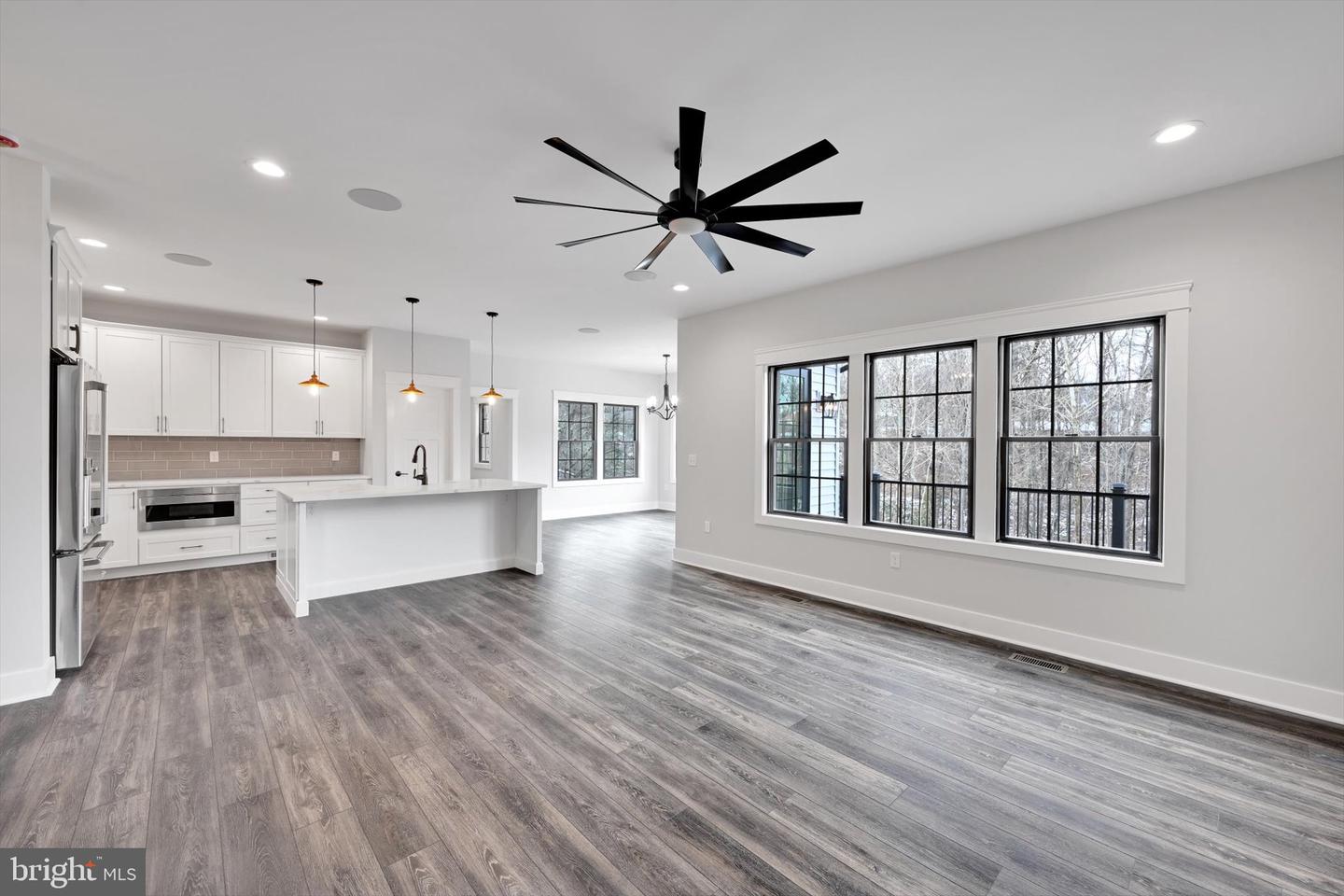 NEW CUMBERLAND, Pennsylvania, 17070, United States, 4 Bedrooms Bedrooms, ,4 BathroomsBathrooms,Residential,For Sale,2005411