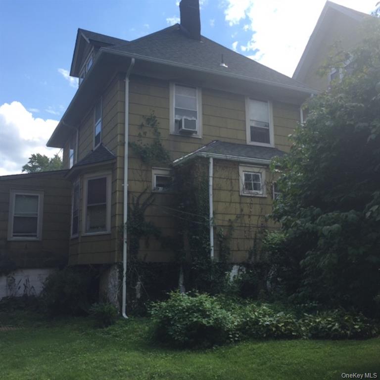 New Rochelle, New York, 10801, United States, 4 Bedrooms Bedrooms, ,2 BathroomsBathrooms,Residential,For Sale,1975249