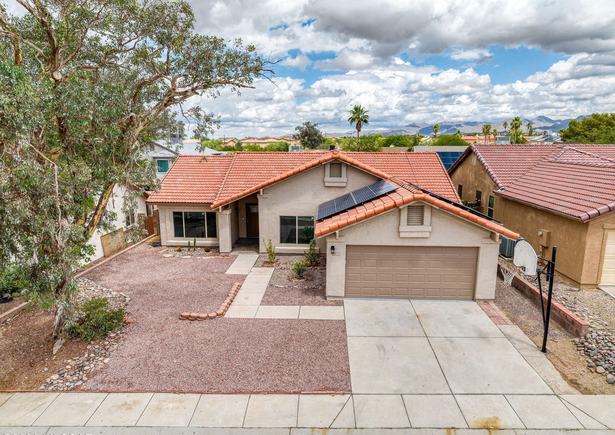  5360 W Grouse Way  Tucson, AZ - 物件實景