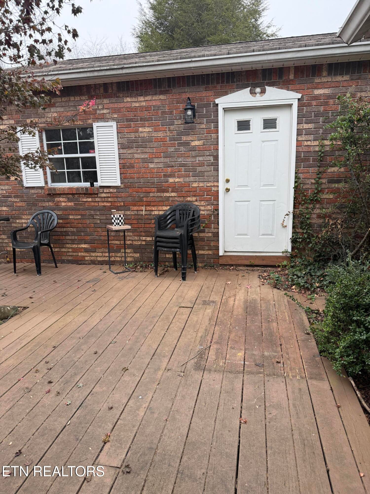 Rockwood, Tennessee, 37854, United States, 4 Bedrooms Bedrooms, ,4 BathroomsBathrooms,Residential,For Sale,1996876