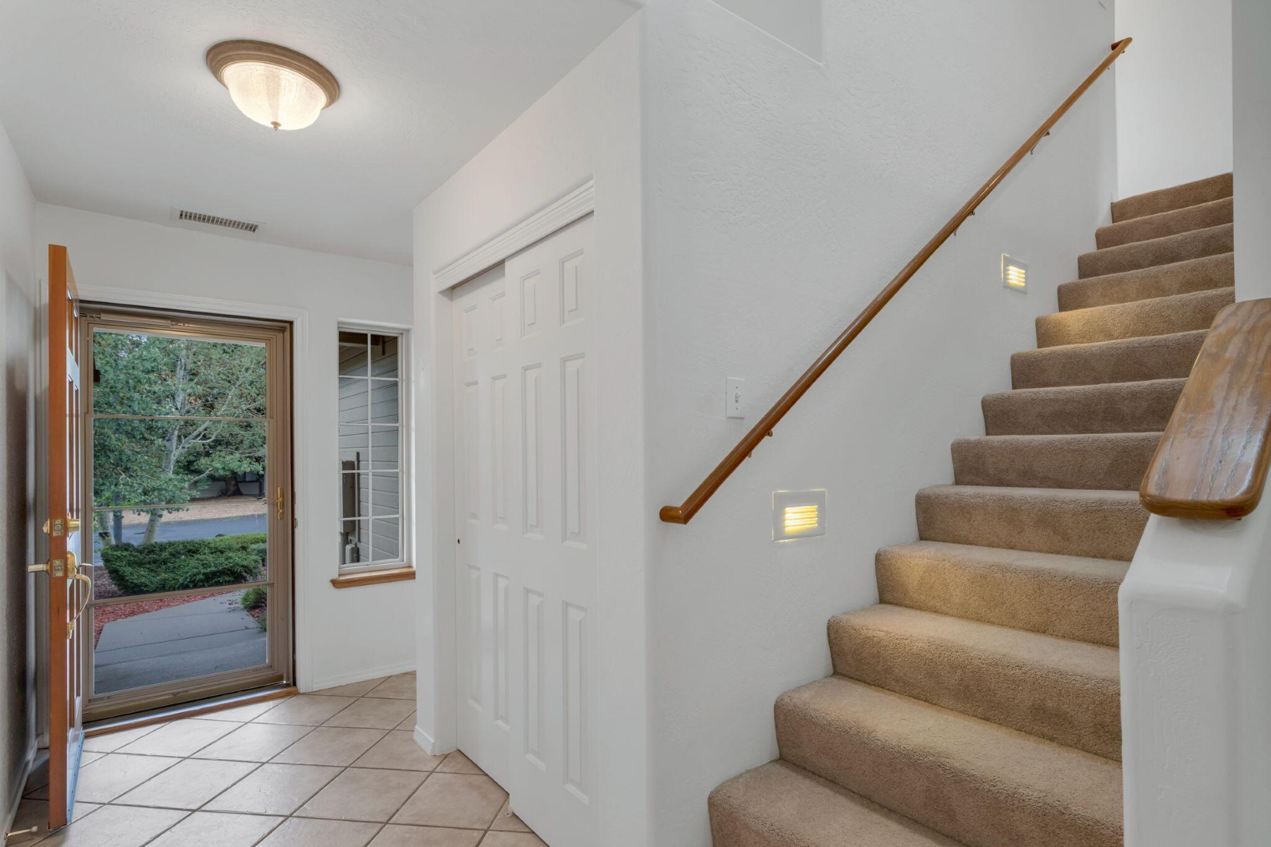  126 W Juniper Avenue¦Flagstaff, AZ - 物件實景