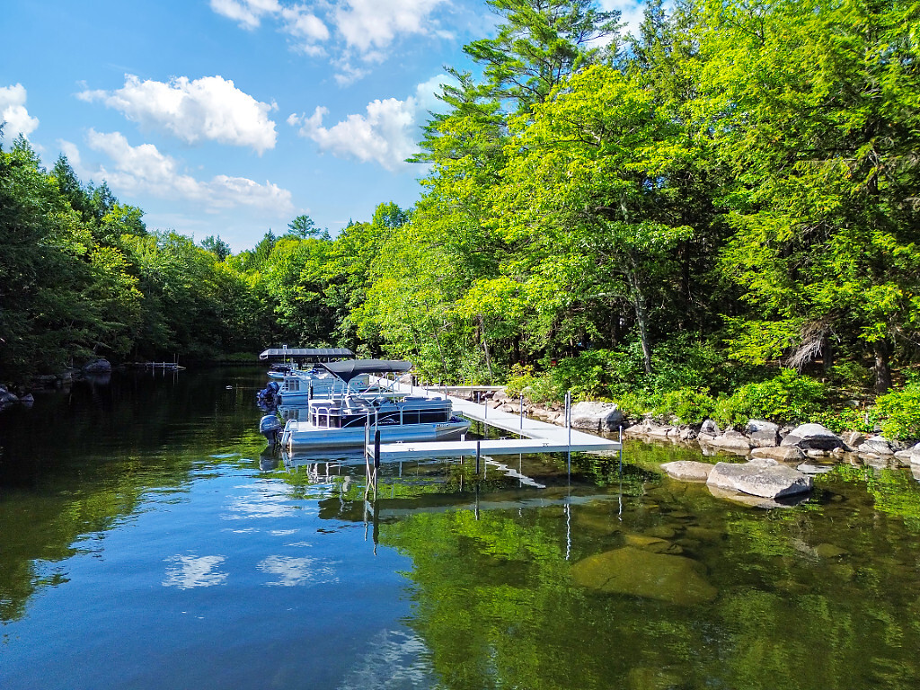 Rome, Maine, 04963, United States, 4 Bedrooms Bedrooms, ,2 BathroomsBathrooms,Residential,For Sale,1948503