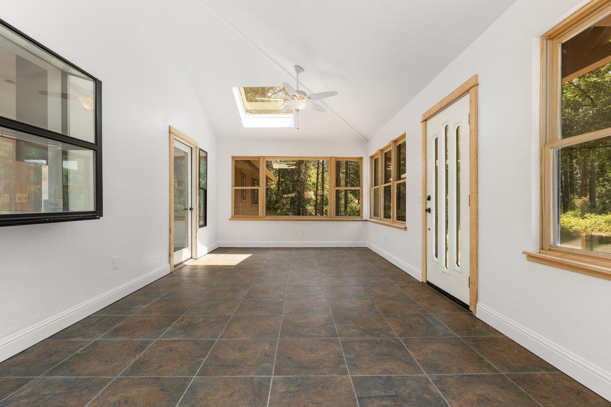 Nevada City, California, 95959, United States, 3 Bedrooms Bedrooms, ,3 BathroomsBathrooms,Residential,For Sale,1916379