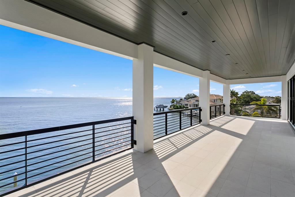 St Petersburg, Florida, 33703, United States, 5 Bedrooms Bedrooms, ,6 BathroomsBathrooms,Residential,For Sale,1856126