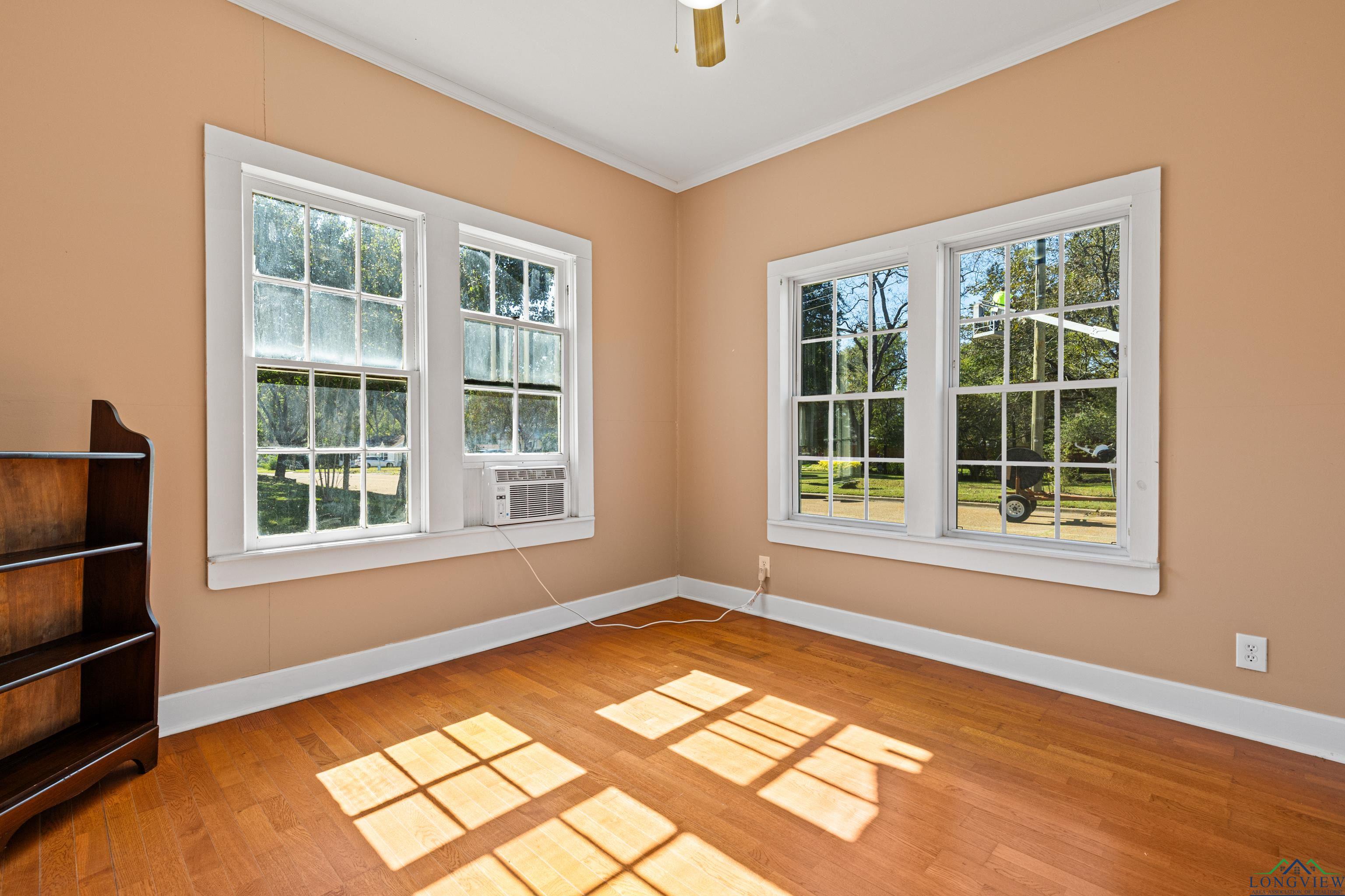 Jefferson, Texas, 75657, United States, 4 Bedrooms Bedrooms, ,4 BathroomsBathrooms,Residential,For Sale,1985697