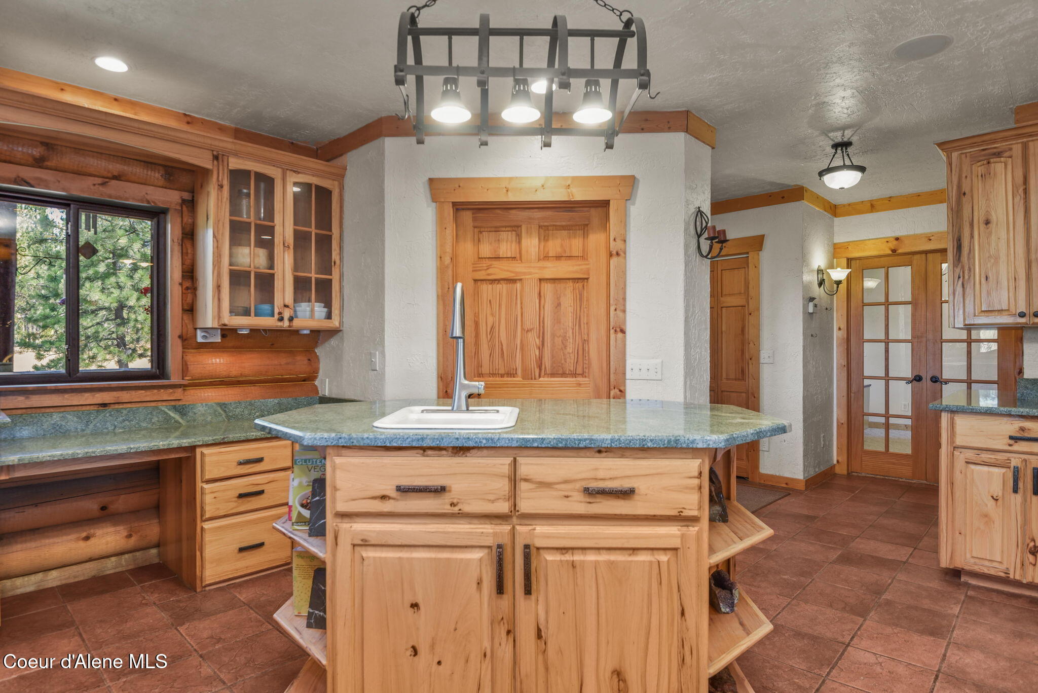 Harrison, Idaho, 83833, United States, 5 Bedrooms Bedrooms, ,4 BathroomsBathrooms,Residential,For Sale,1900572