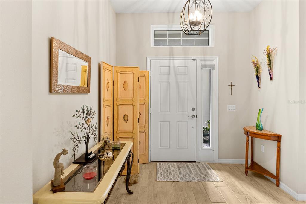 Sarasota, Florida, 34243, United States, 3 Bedrooms Bedrooms, ,2 BathroomsBathrooms,Residential,For Sale,1917004