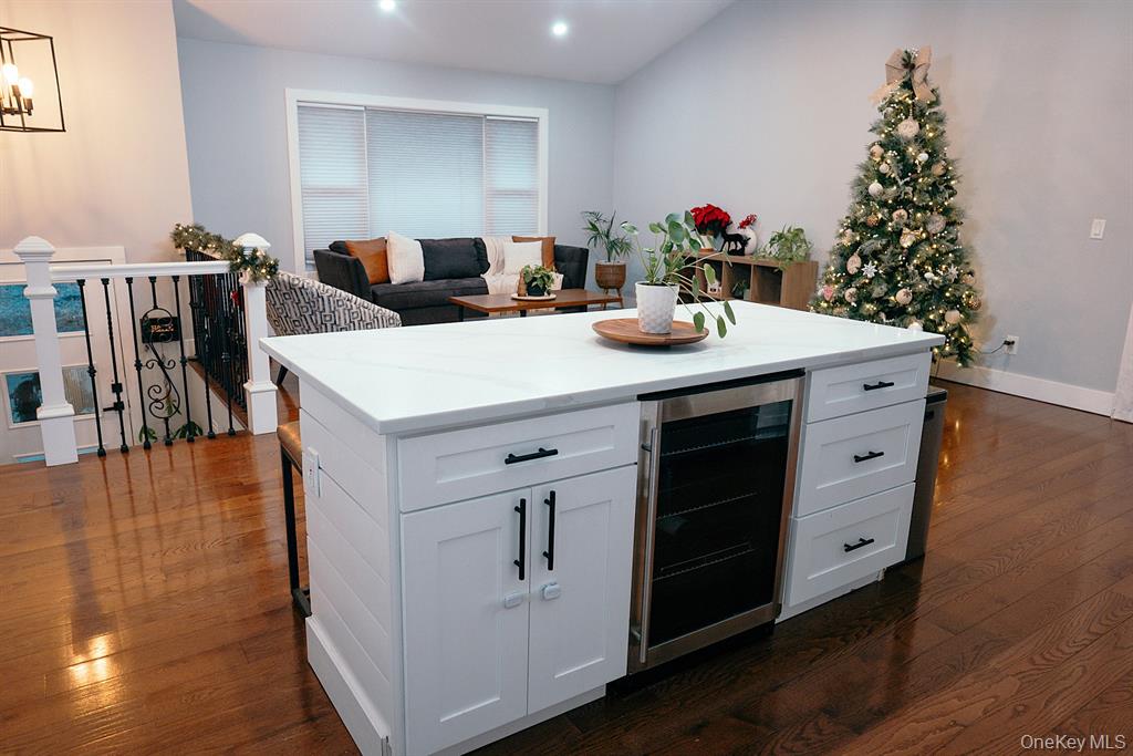 Wappingers Falls, New York, 12590, United States, 3 Bedrooms Bedrooms, ,4 BathroomsBathrooms,Residential,For Sale,1998692