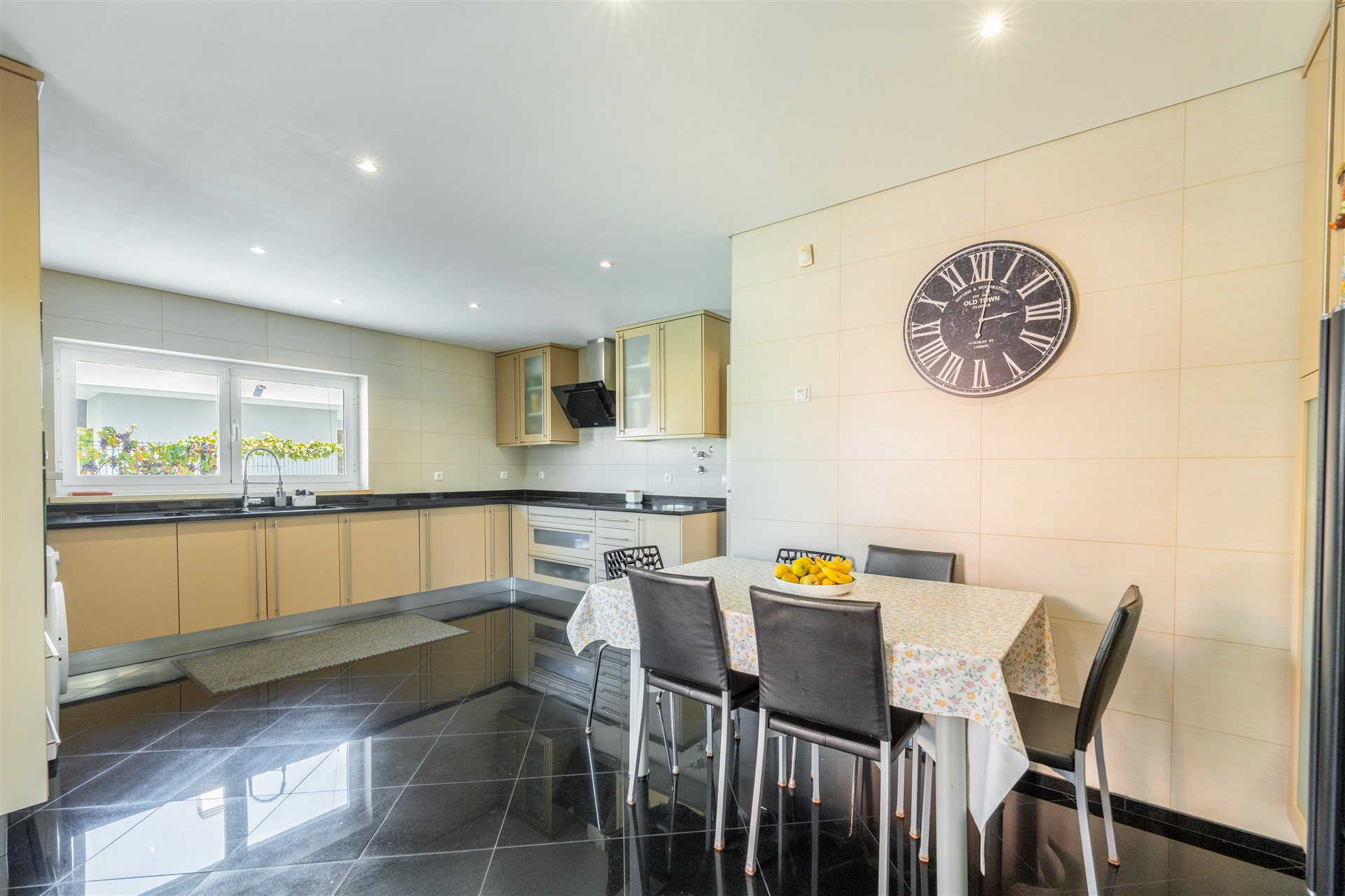  House, 5 bedrooms, for Sale - 物件實景