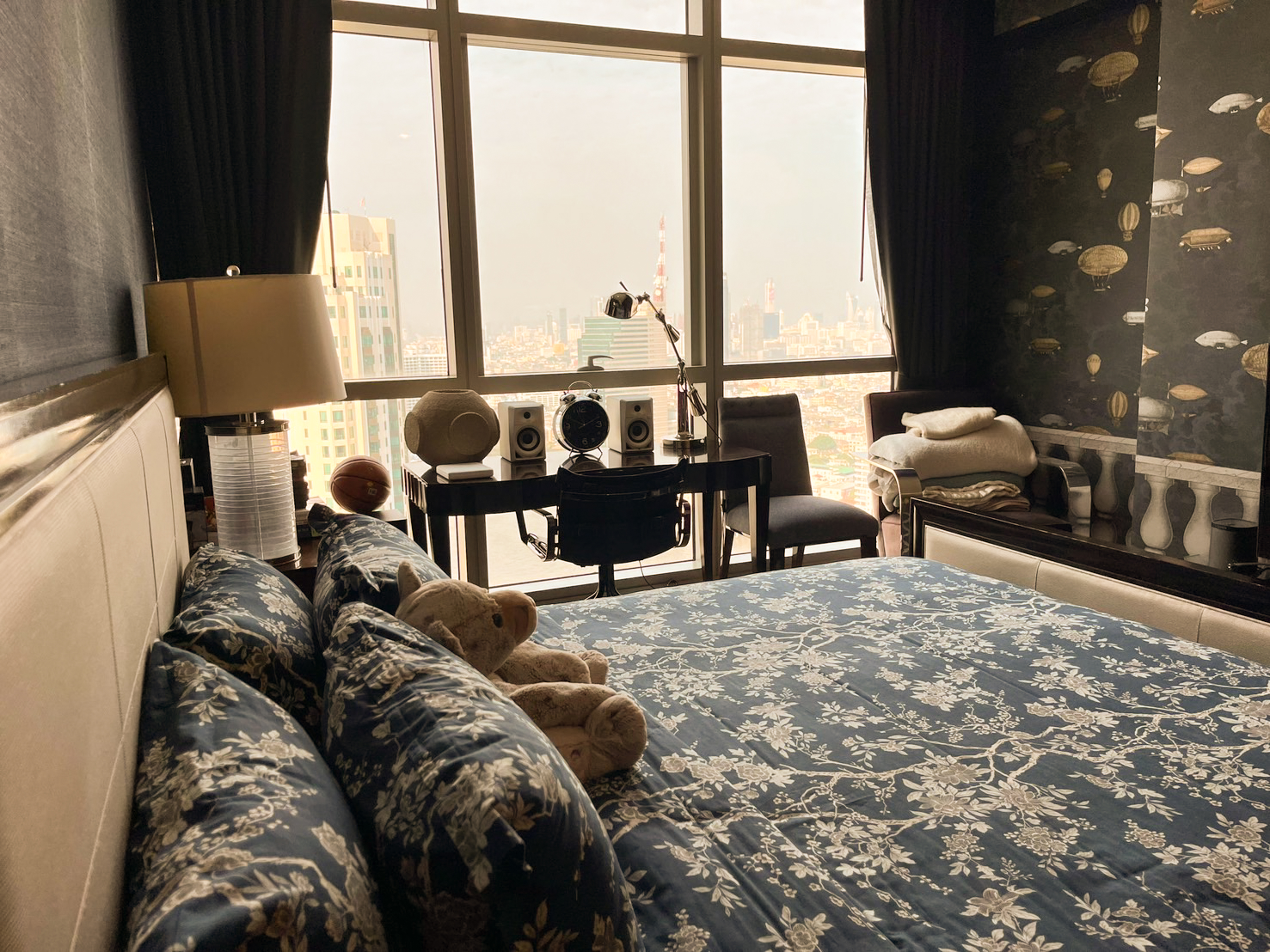 The River Condominium 