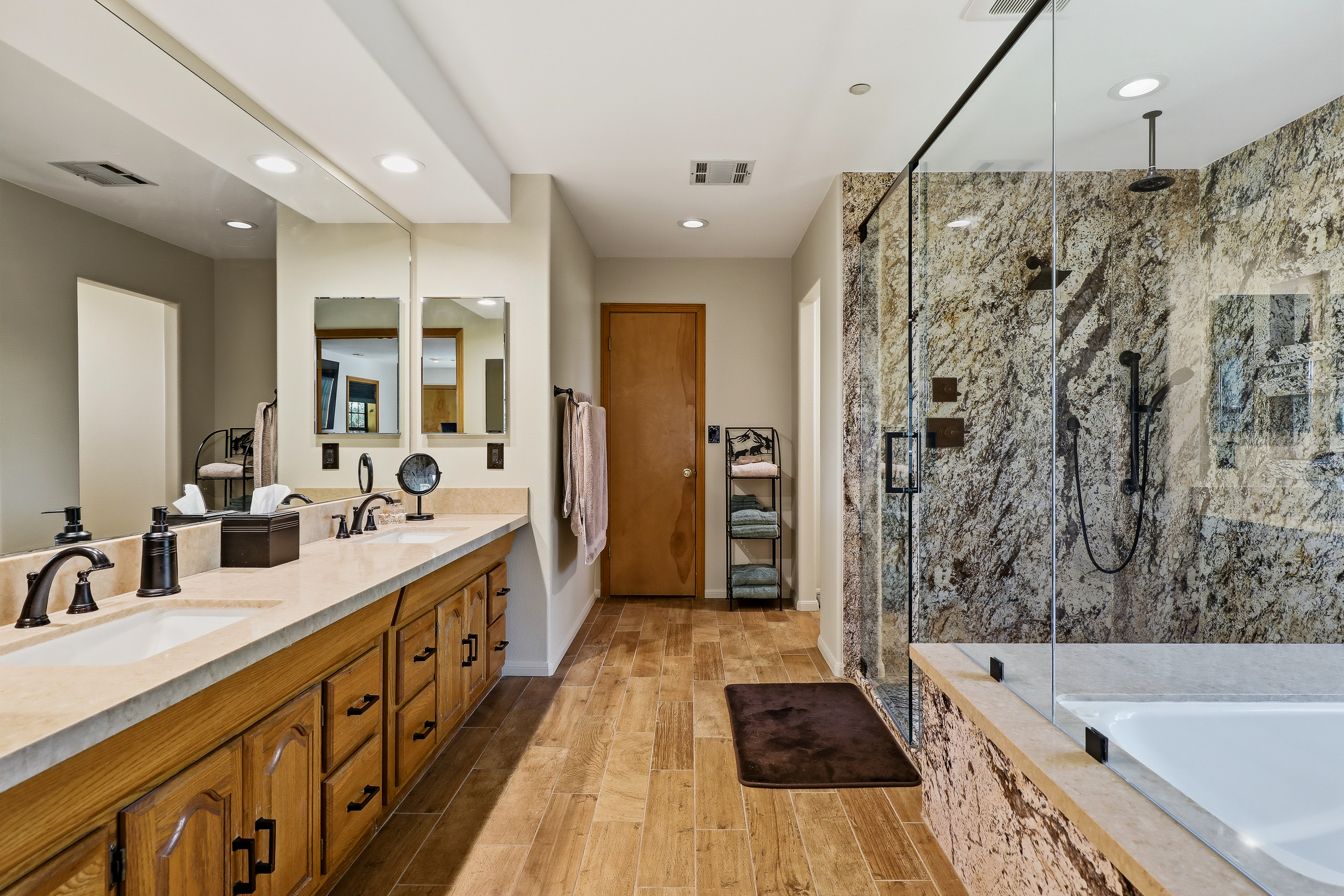  103 Pine Ridge Road, Crestline, CA 92325 - 物件實景