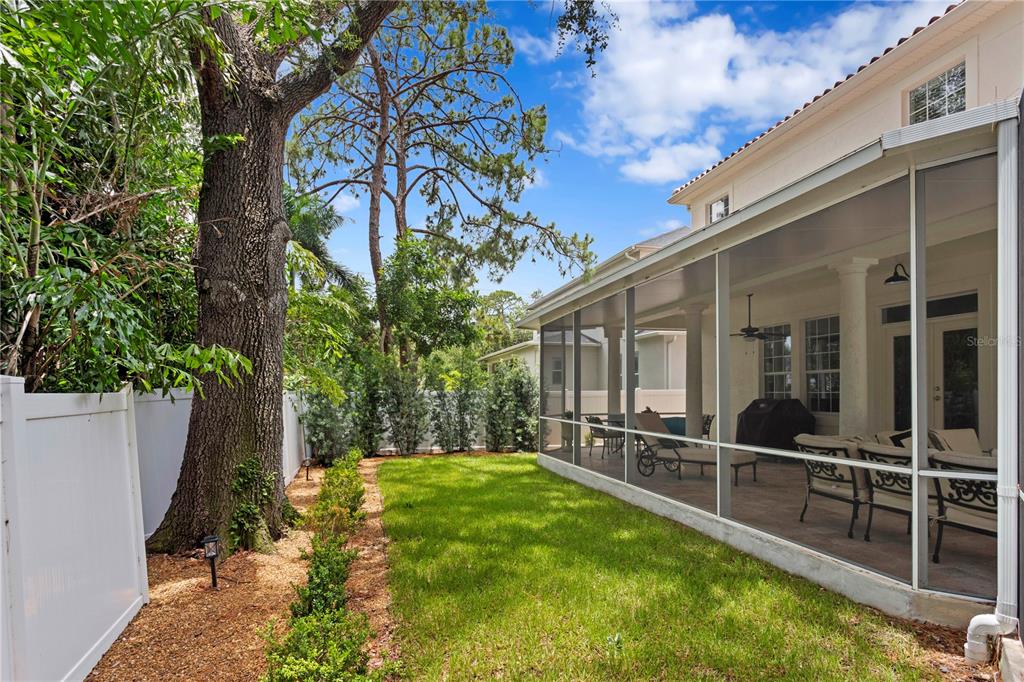 Tampa, Florida, 33629, United States, 4 Bedrooms Bedrooms, ,4 BathroomsBathrooms,Residential,For Sale,1885356