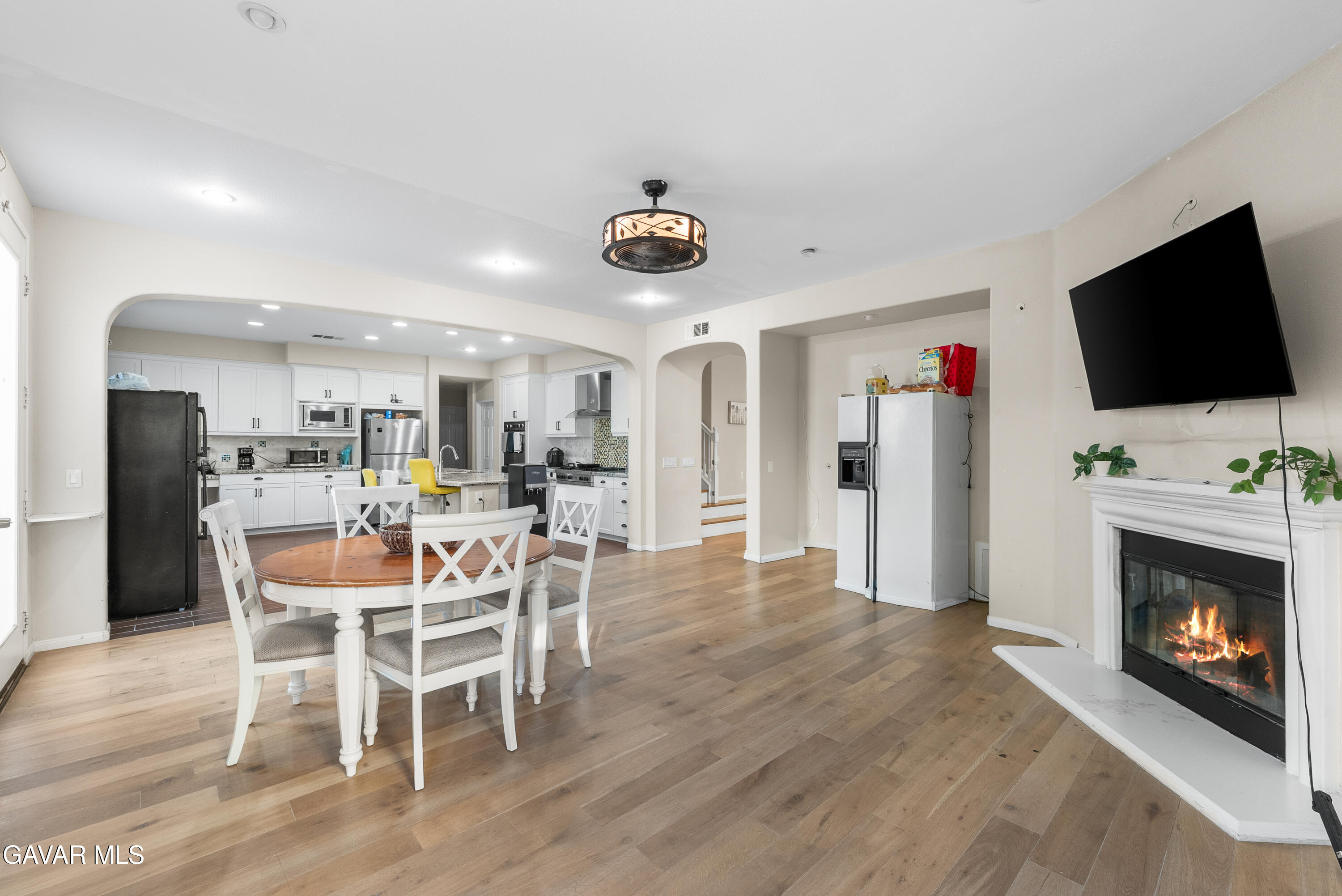 Lancaster, California, 93536, United States, 5 Bedrooms Bedrooms, ,3 BathroomsBathrooms,Residential,For Sale,1996467