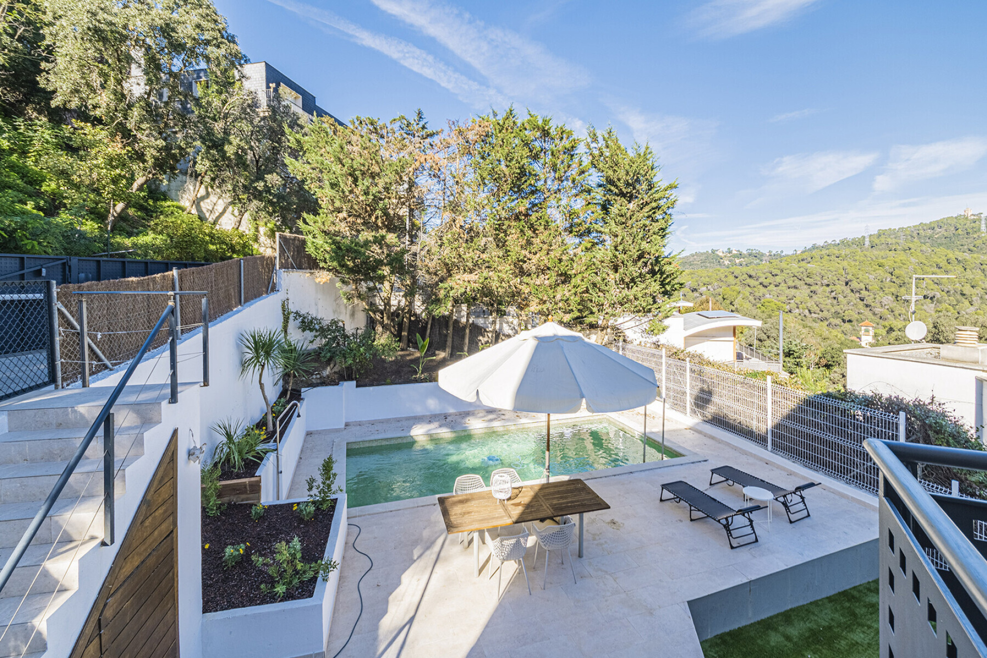  House in Vallvidrera with swimming pool and spectacular views of Tibidabo - 物件實景