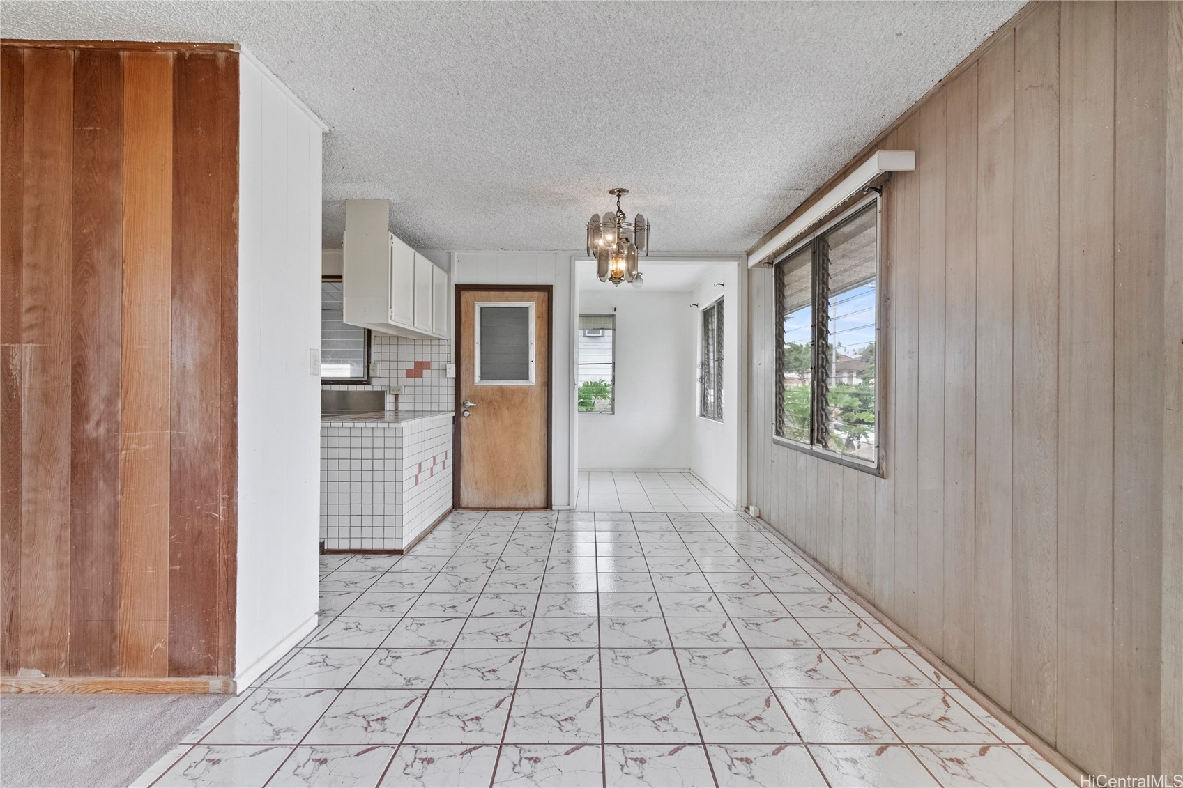 Waipahu, Hawaii, 96797, United States, 7 Bedrooms Bedrooms, ,5 BathroomsBathrooms,Residential,For Sale,1987843