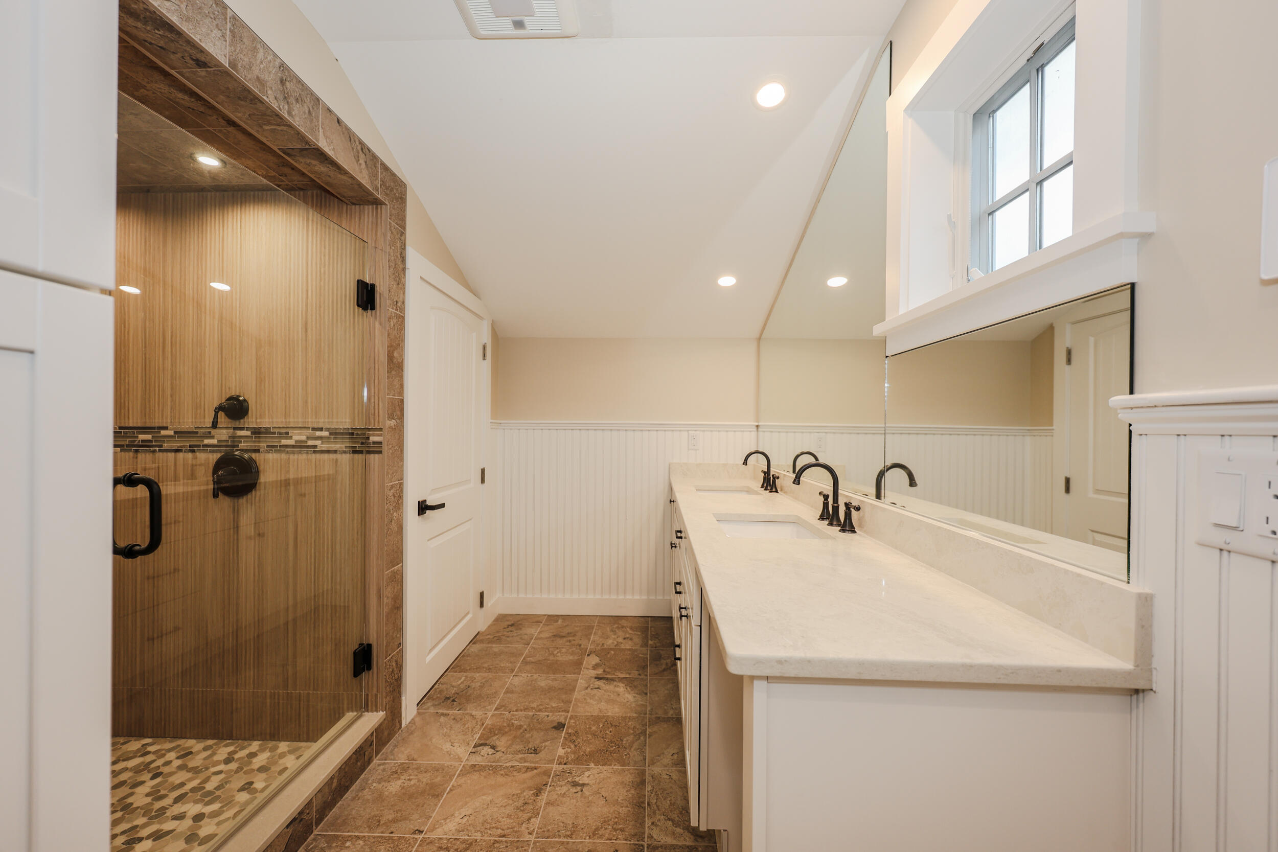 Wells, Maine, 04090, United States, 3 Bedrooms Bedrooms, ,3 BathroomsBathrooms,Residential,For Sale,1987601