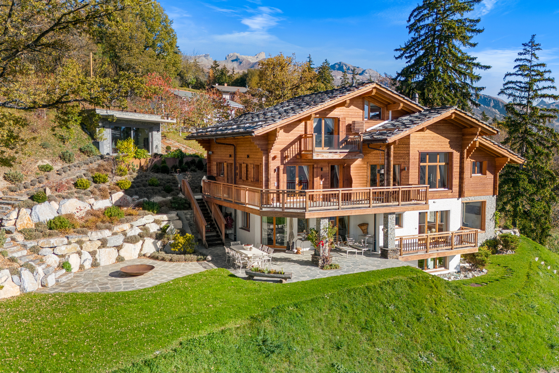  Charming chalet available as secondary home - 物件實景