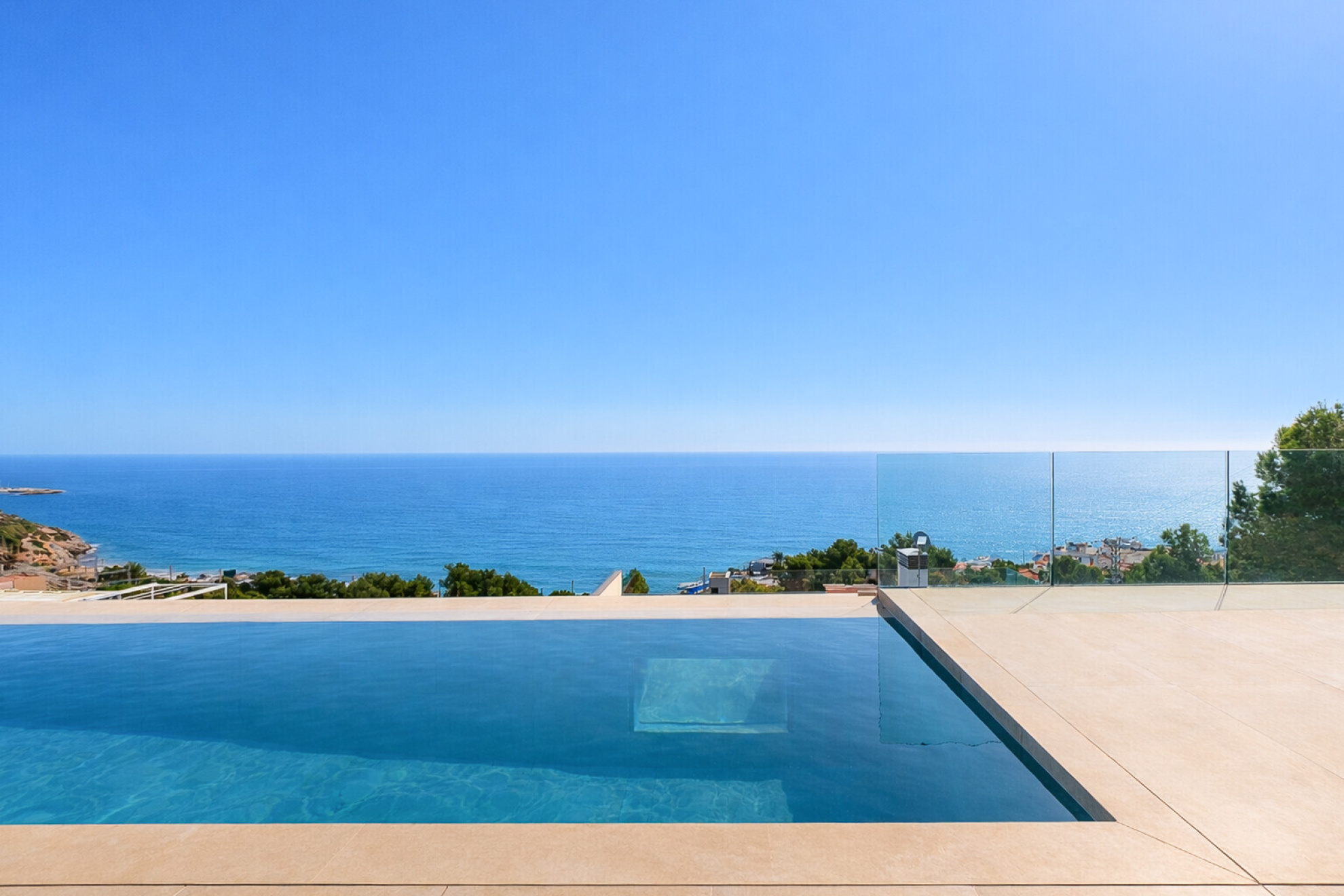  Exclusive luxury villa with panoramic sea views in Garraf - 物件實景