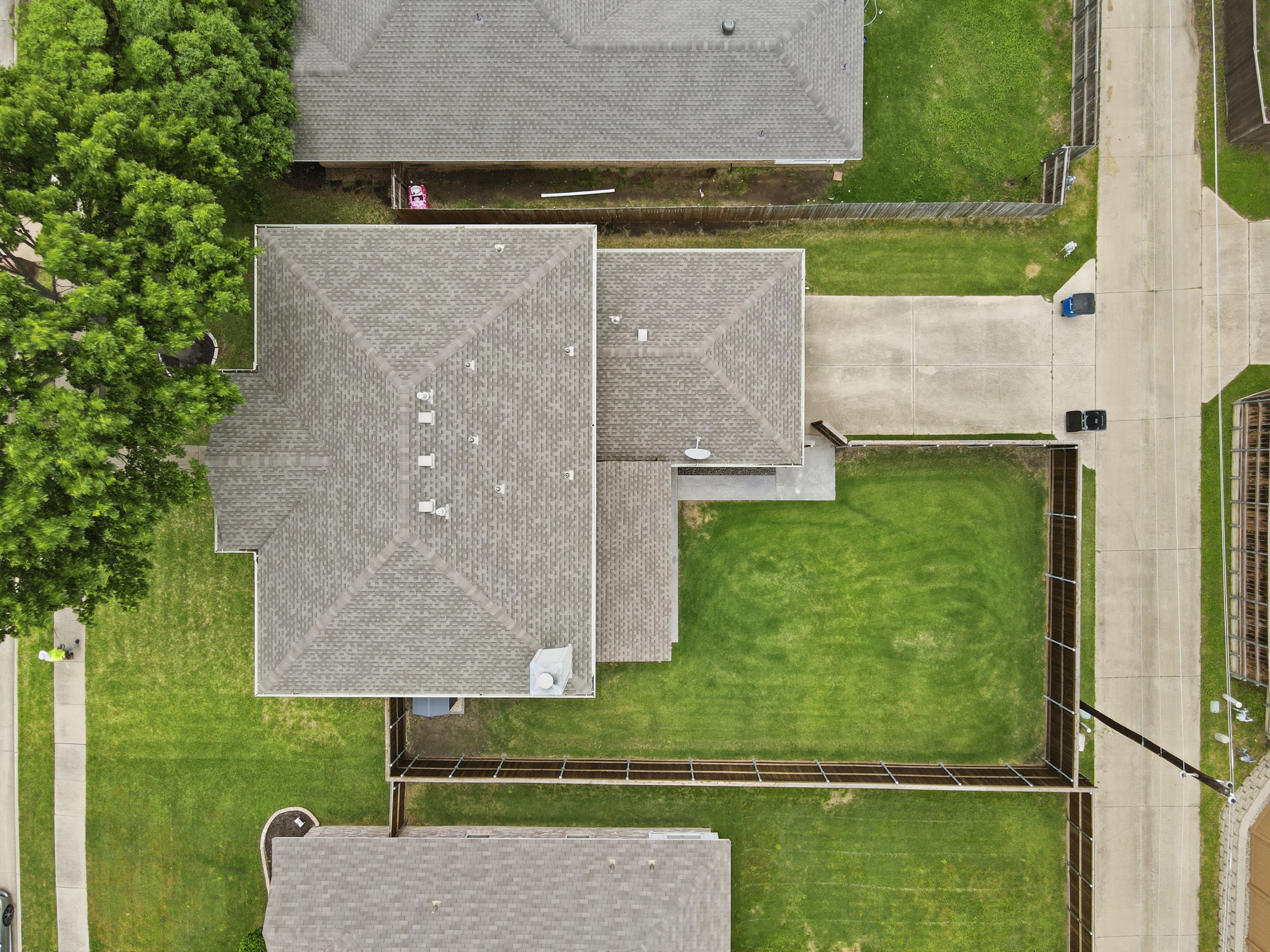  1216 Rosewood Lane - 物件實景