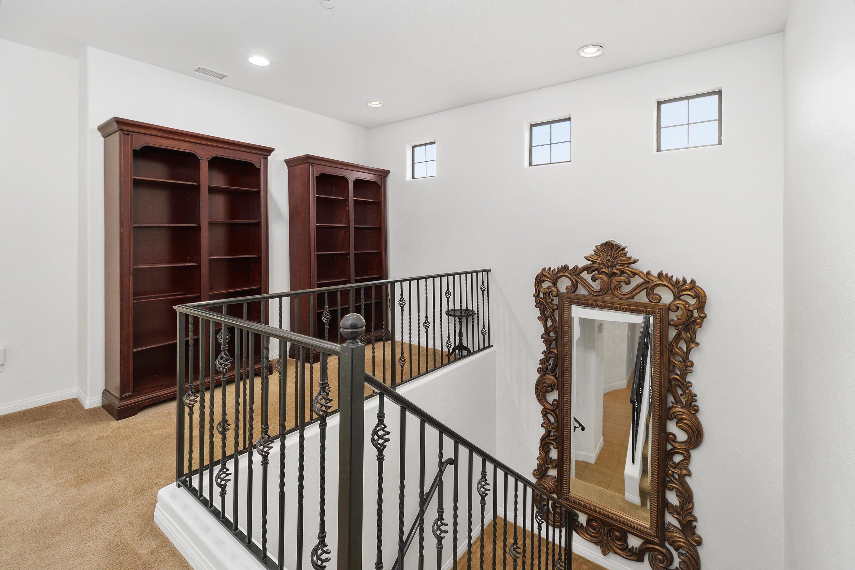 Palm Desert, California, 92260, United States, 2 Bedrooms Bedrooms, ,3 BathroomsBathrooms,Residential,For Sale,1744542
