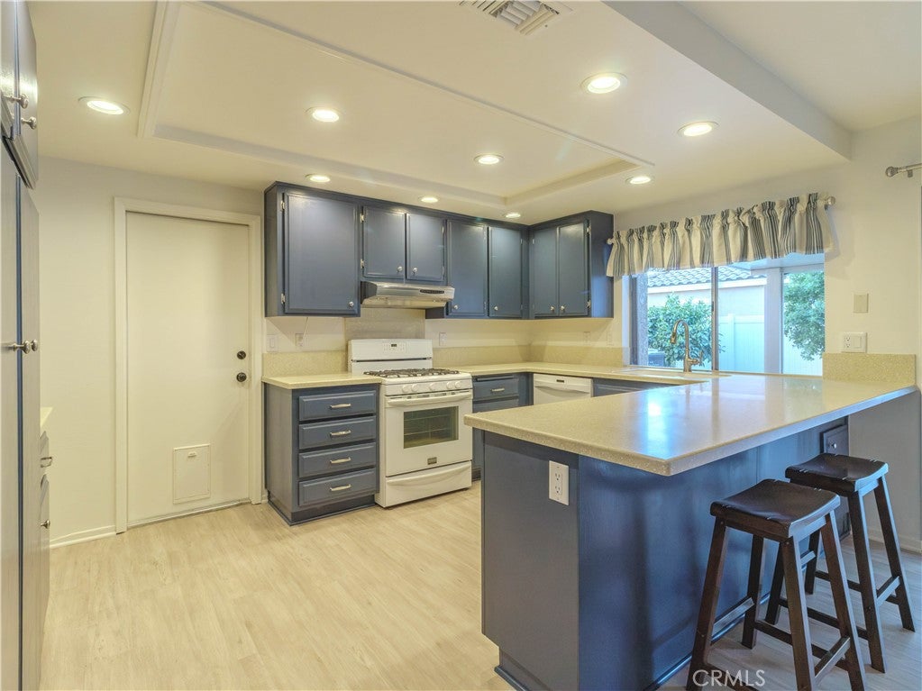 Redlands, California, 92374, United States, 4 Bedrooms Bedrooms, ,2 BathroomsBathrooms,Residential,For Sale,1921818