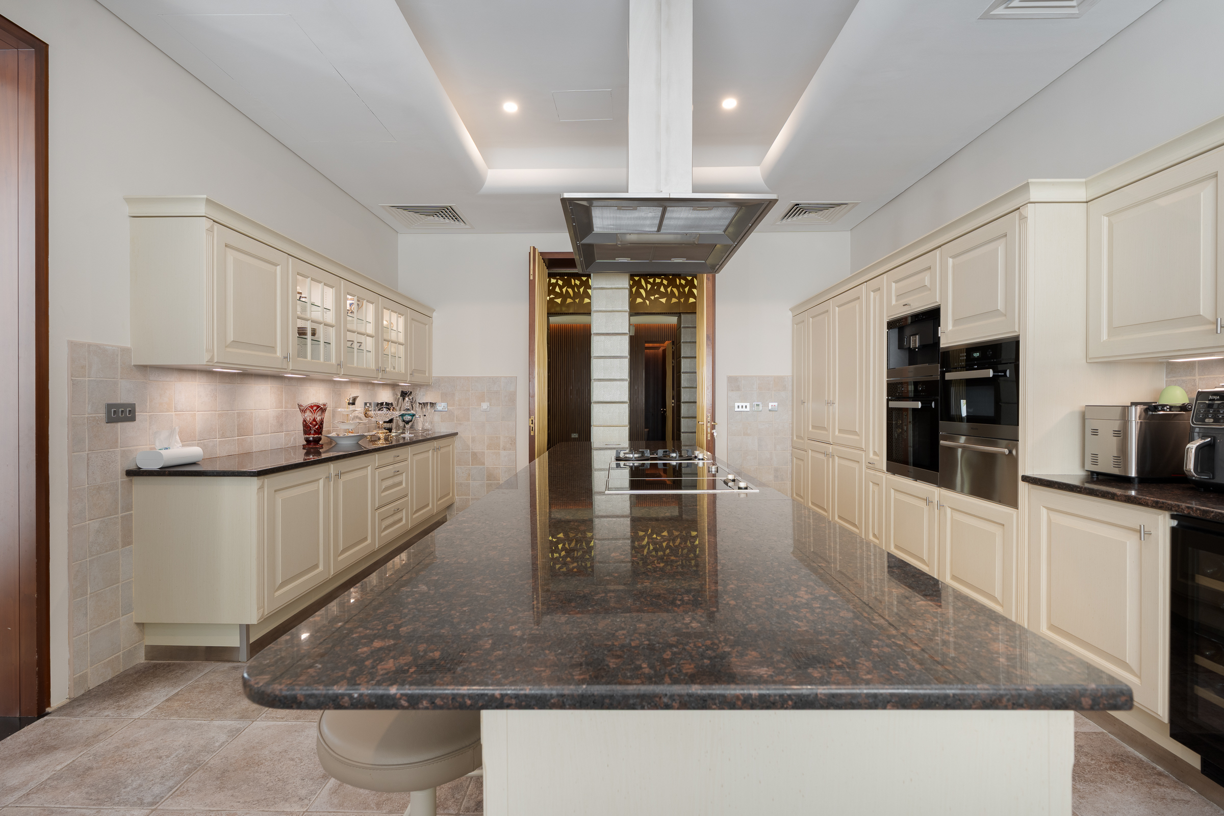  Opulent Corner Villa in Al Barari - 物件實景