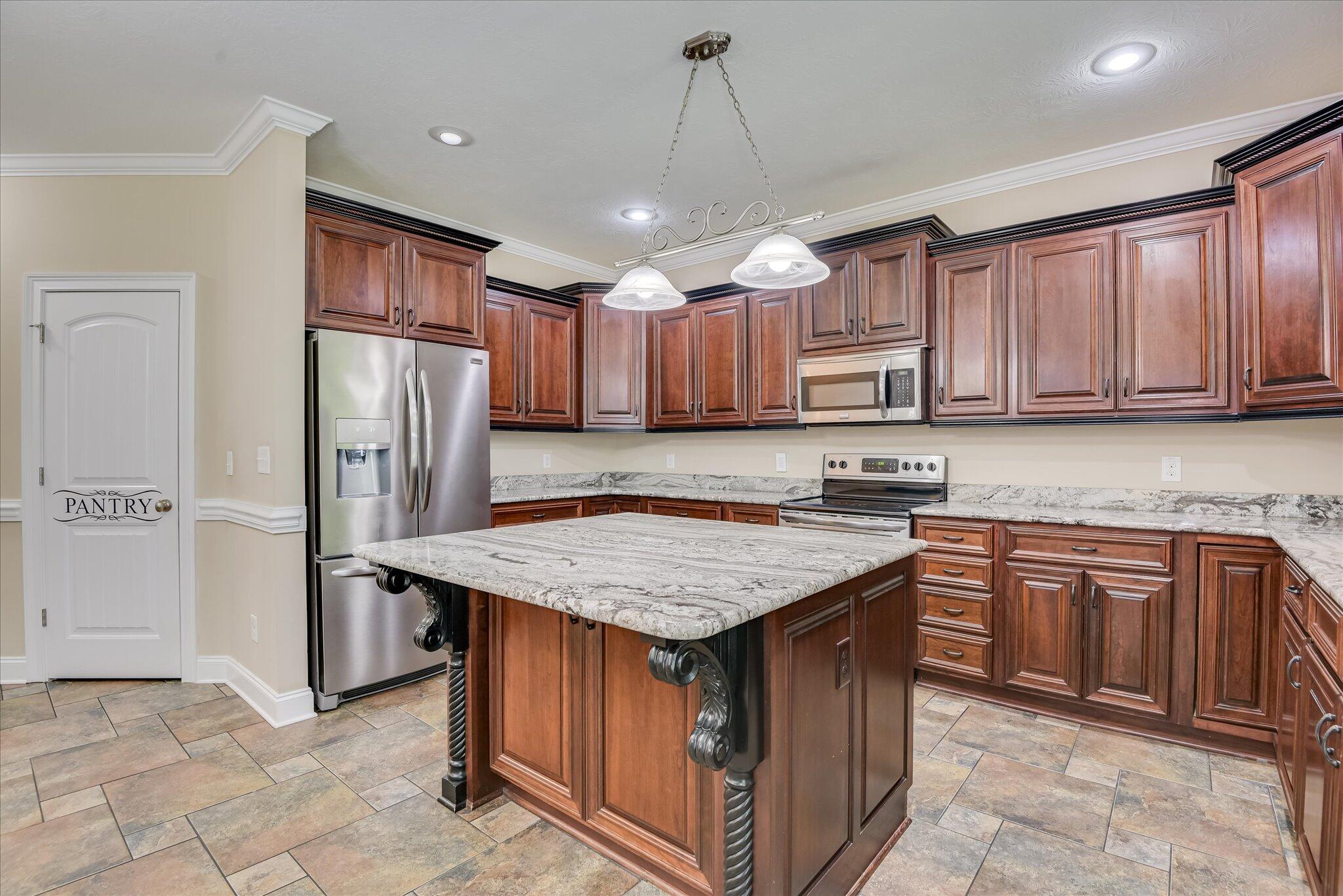 Evans, Georgia, 30809, United States, 5 Bedrooms Bedrooms, ,3 BathroomsBathrooms,Residential,For Sale,1976070