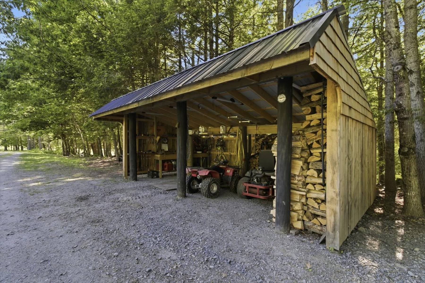  1100 Houghtonville Road - 物件實景