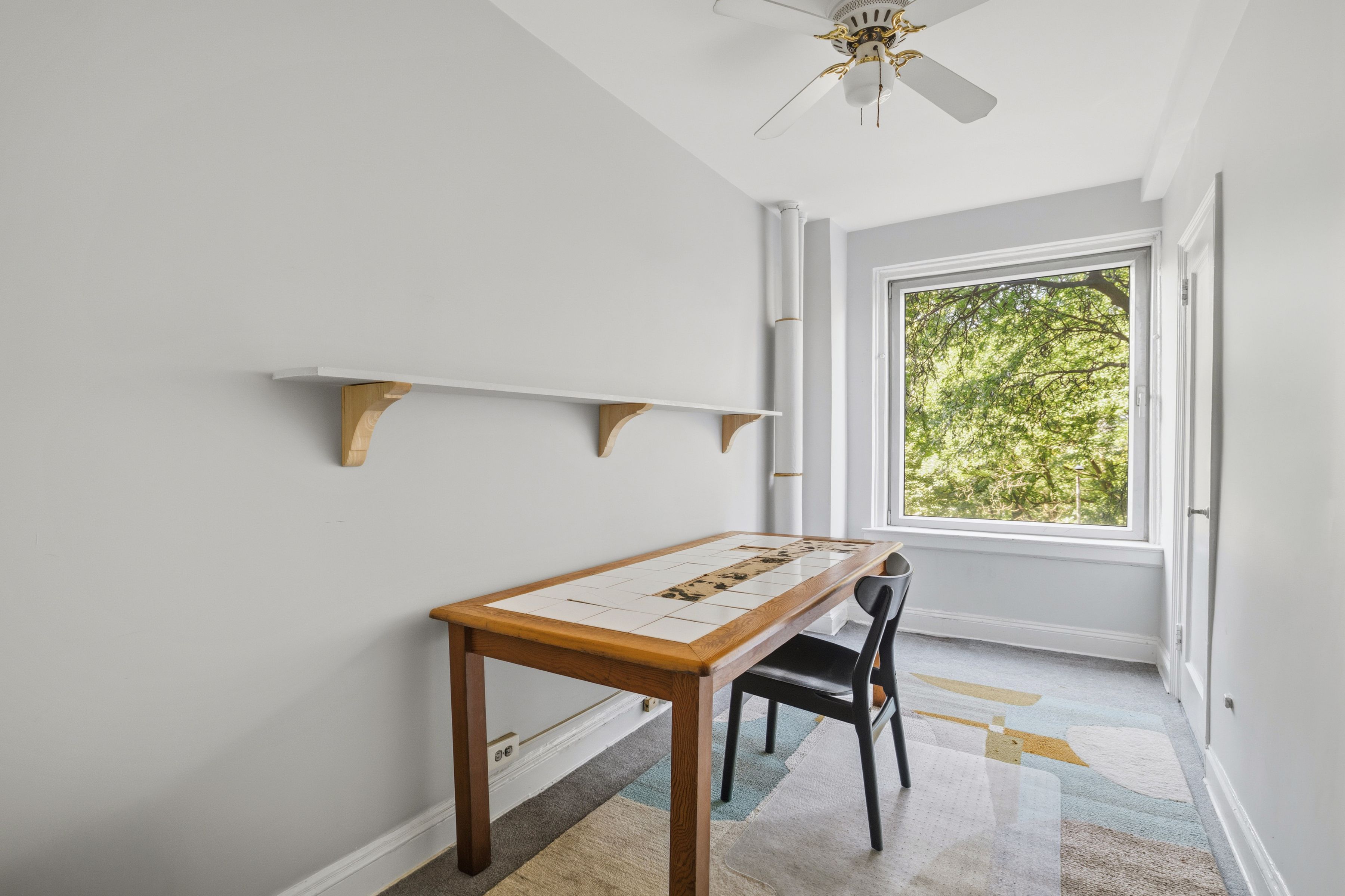  118 Riverside Drive - 物件實景