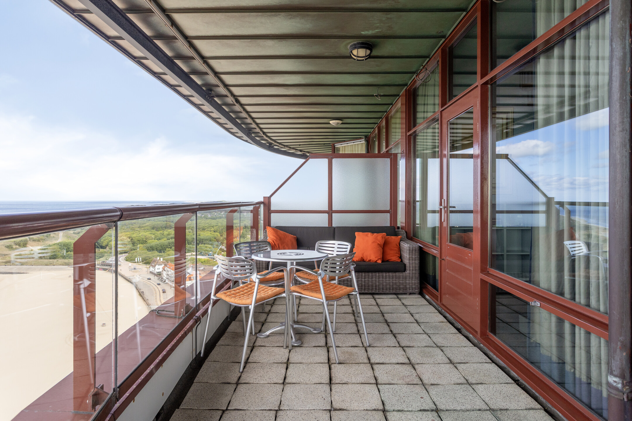  The Penthouse Above the Sea - 物件實景