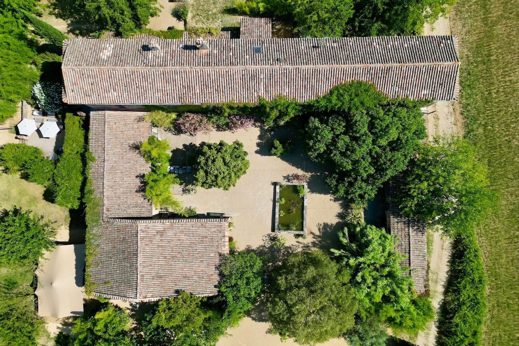  Exceptional Provençal Mas on 4.4 Hectares – Monumental Courtyard, Swimming Pool… - 物件實景