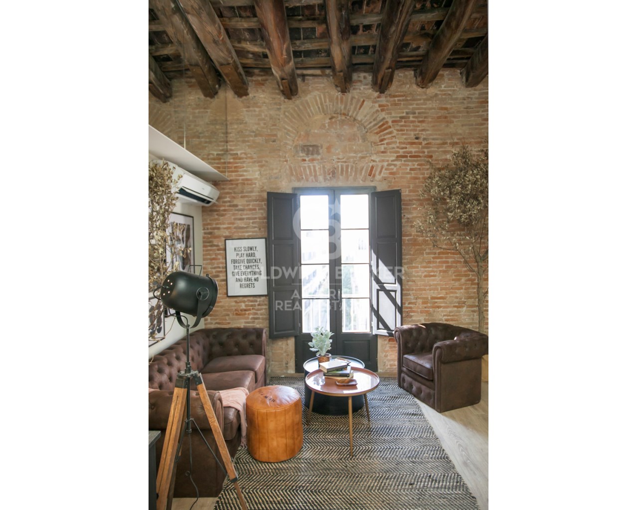 Barcelona, Barcelona, Ciutat Vella Barcelona, Barc, Barcelona, Catalonia, ES, 2 Bedrooms Bedrooms, ,2 BathroomsBathrooms,Residential,For Sale,Barcelona, Barcelona, Ciutat Vella Barcelona, Barc,1612726