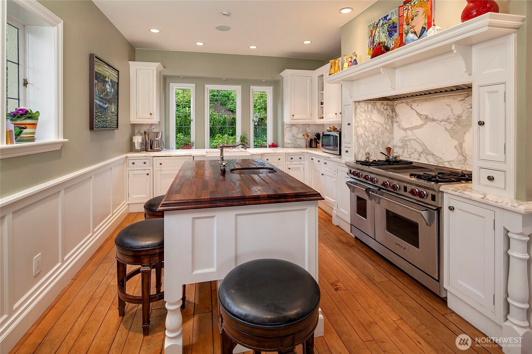 Seattle, Washington, 98112, United States, 4 Bedrooms Bedrooms, ,3 BathroomsBathrooms,Residential,For Sale,1770318