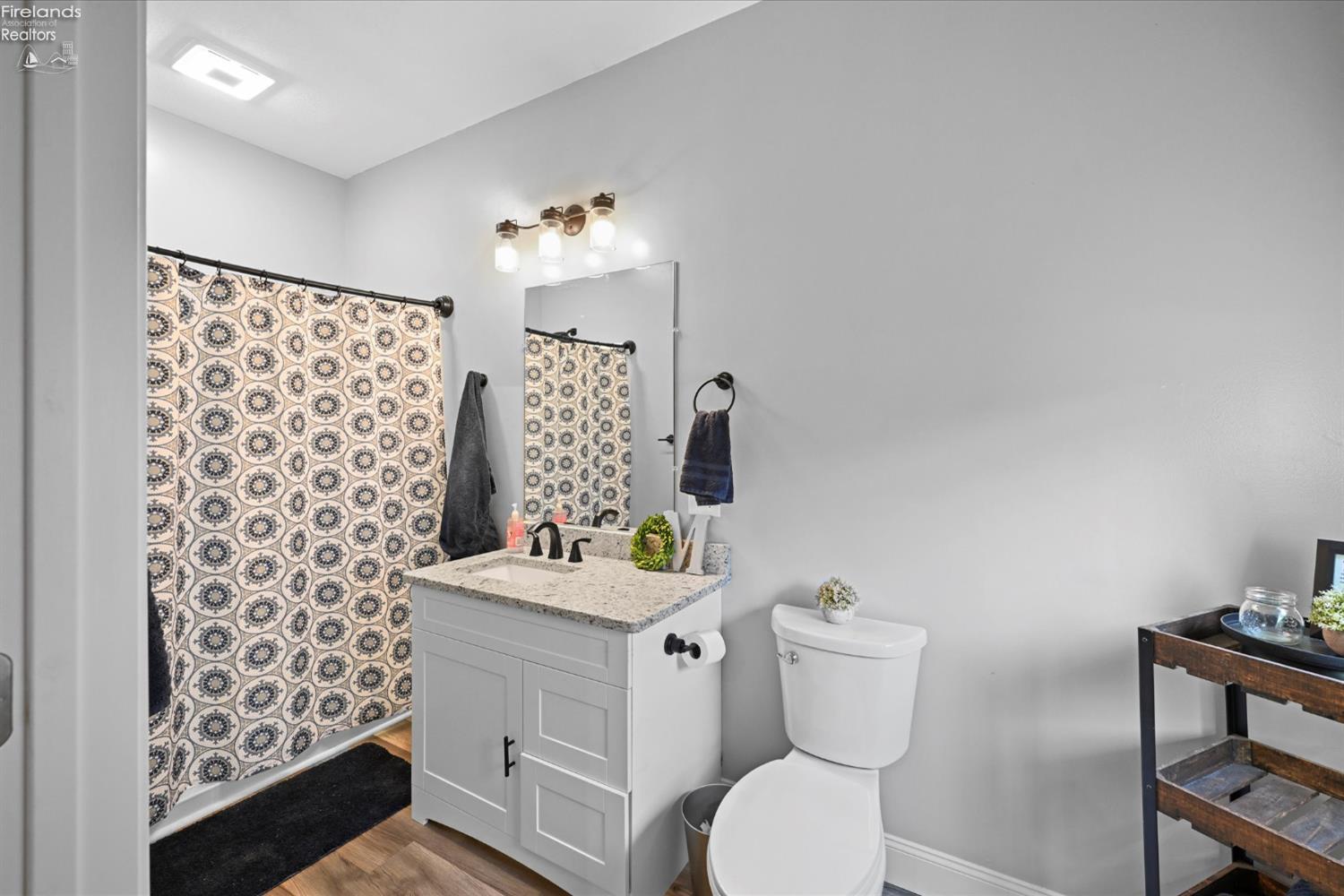 Port Clinton, Ohio, 43452, United States, 3 Bedrooms Bedrooms, ,3 BathroomsBathrooms,Residential,For Sale,1976751