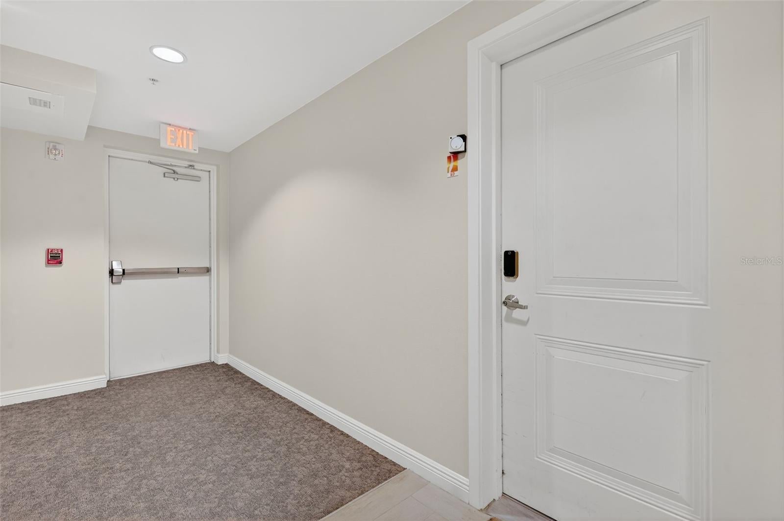 CLEARWATER BEACH, Florida, 33767, United States, 2 Bedrooms Bedrooms, ,2 BathroomsBathrooms,Residential,For Sale,1998949