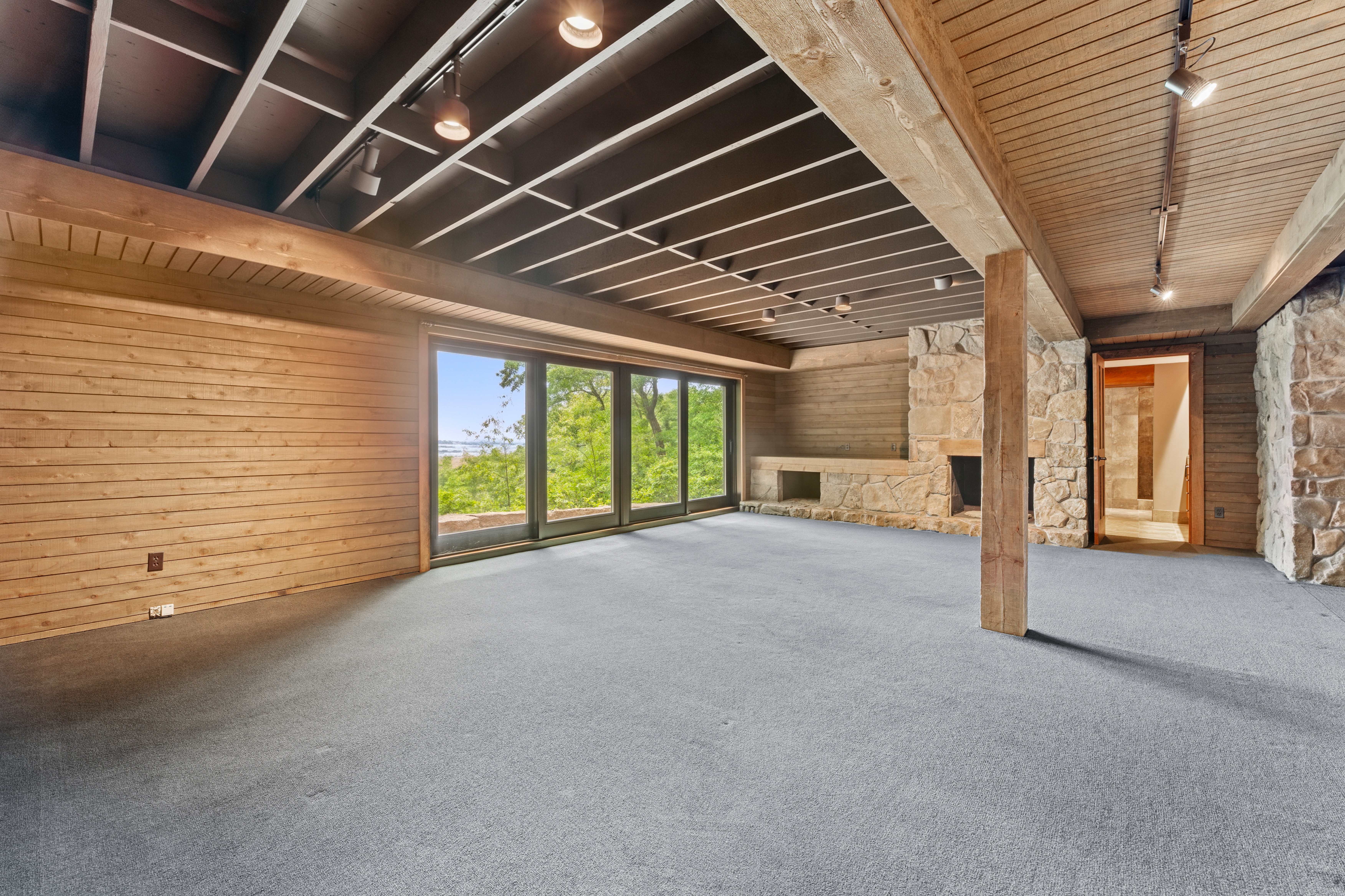  Striking Custom Home Set on 3.49 Private Acres in Wildwood - 物件實景