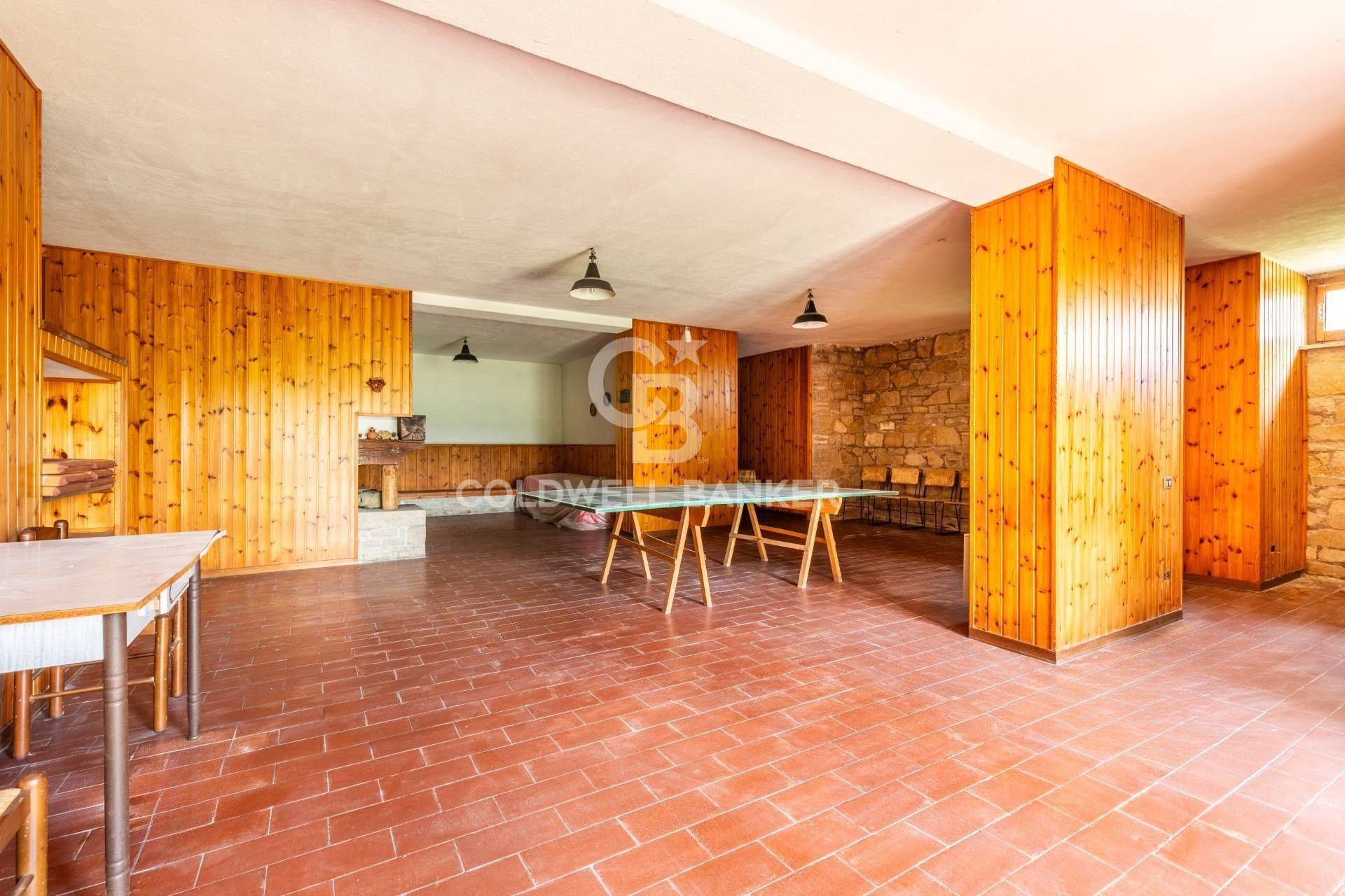 Fratta Todina, Perugia, 06054, IT, 6 Bedrooms Bedrooms, ,6 BathroomsBathrooms,Residential,For Sale,1850046