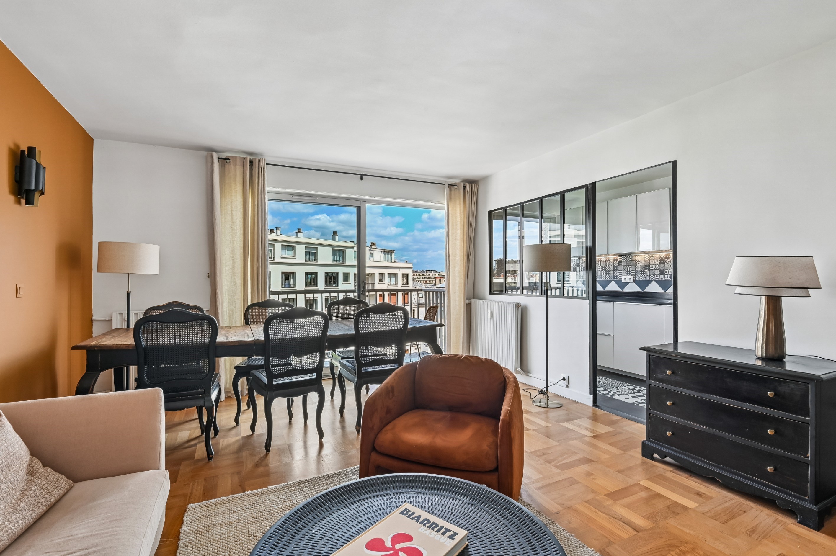  Family Apartment on a High Floor with Parking – Paris 16th Victor Hugo - 物件實景